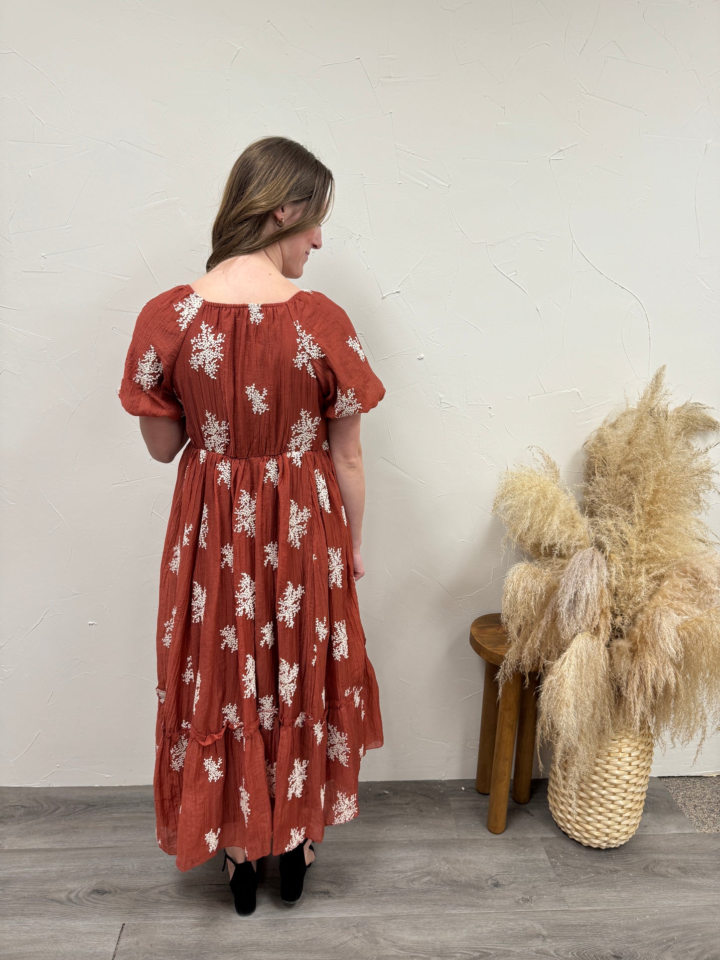 Embroidered Square Neck Bubble Sleeve Dress