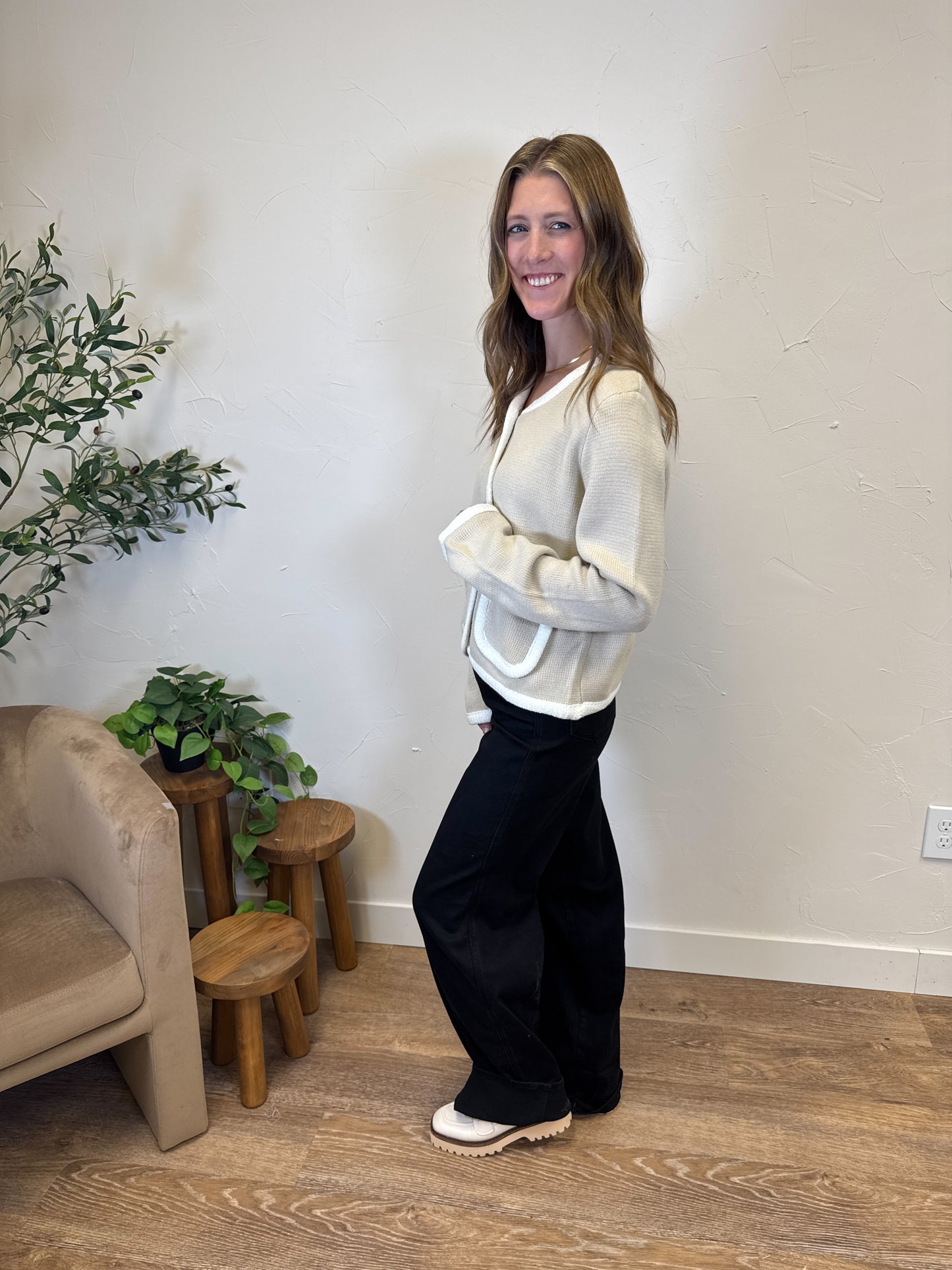 Knit Cardigan with Pocket Details
