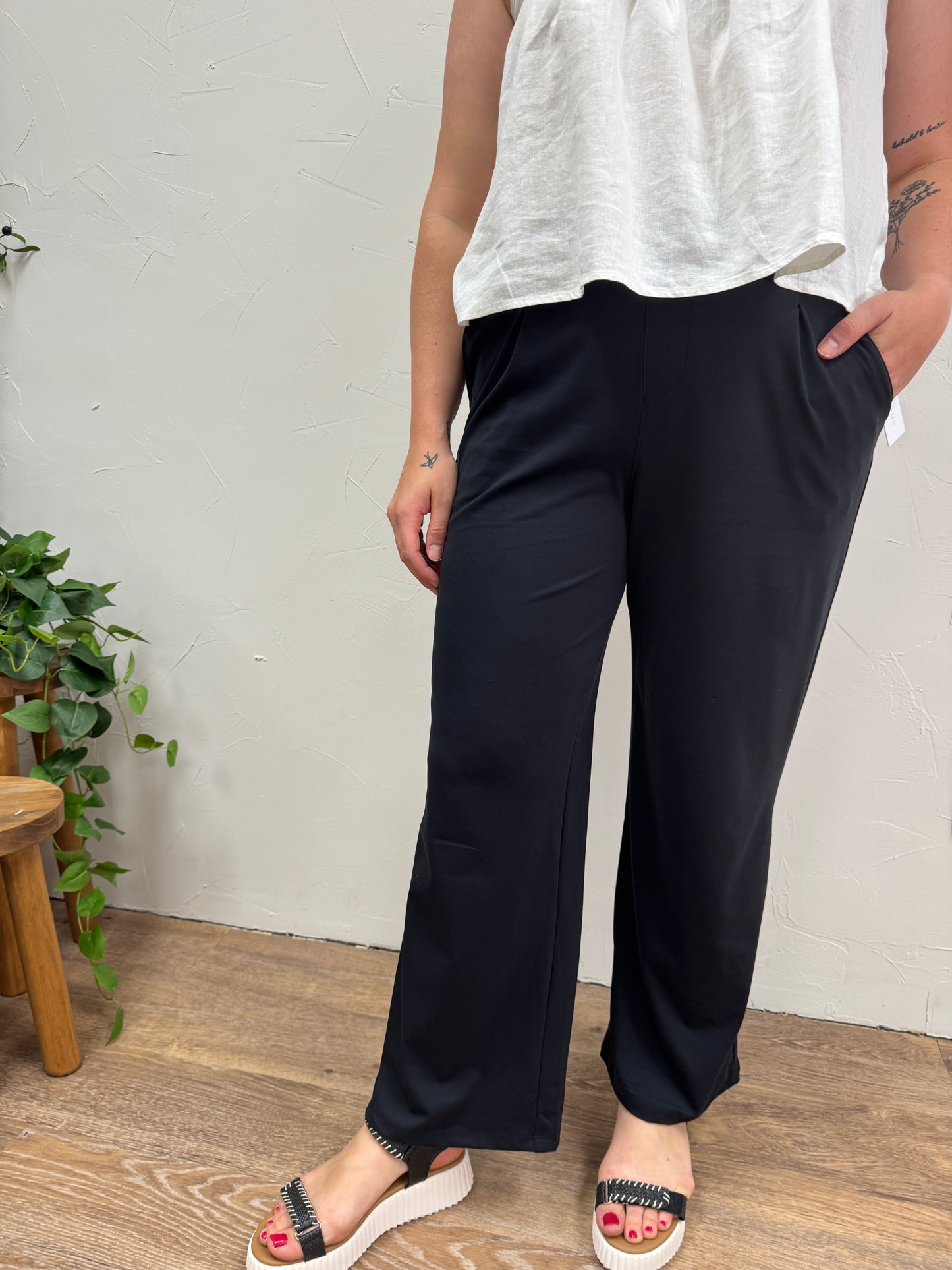 Lux Daily Trouser Pant With Front Pleats