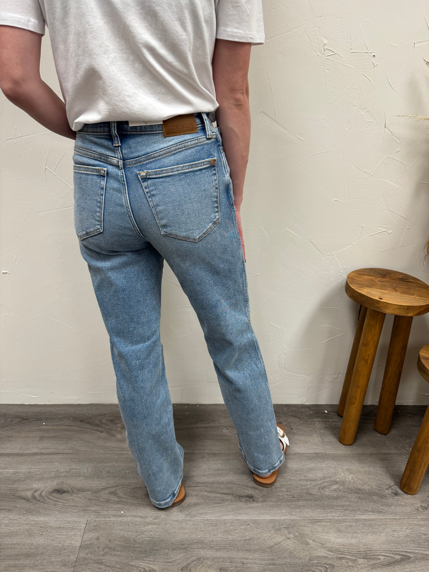 HW Vintage Straight Judy Blue Jeans