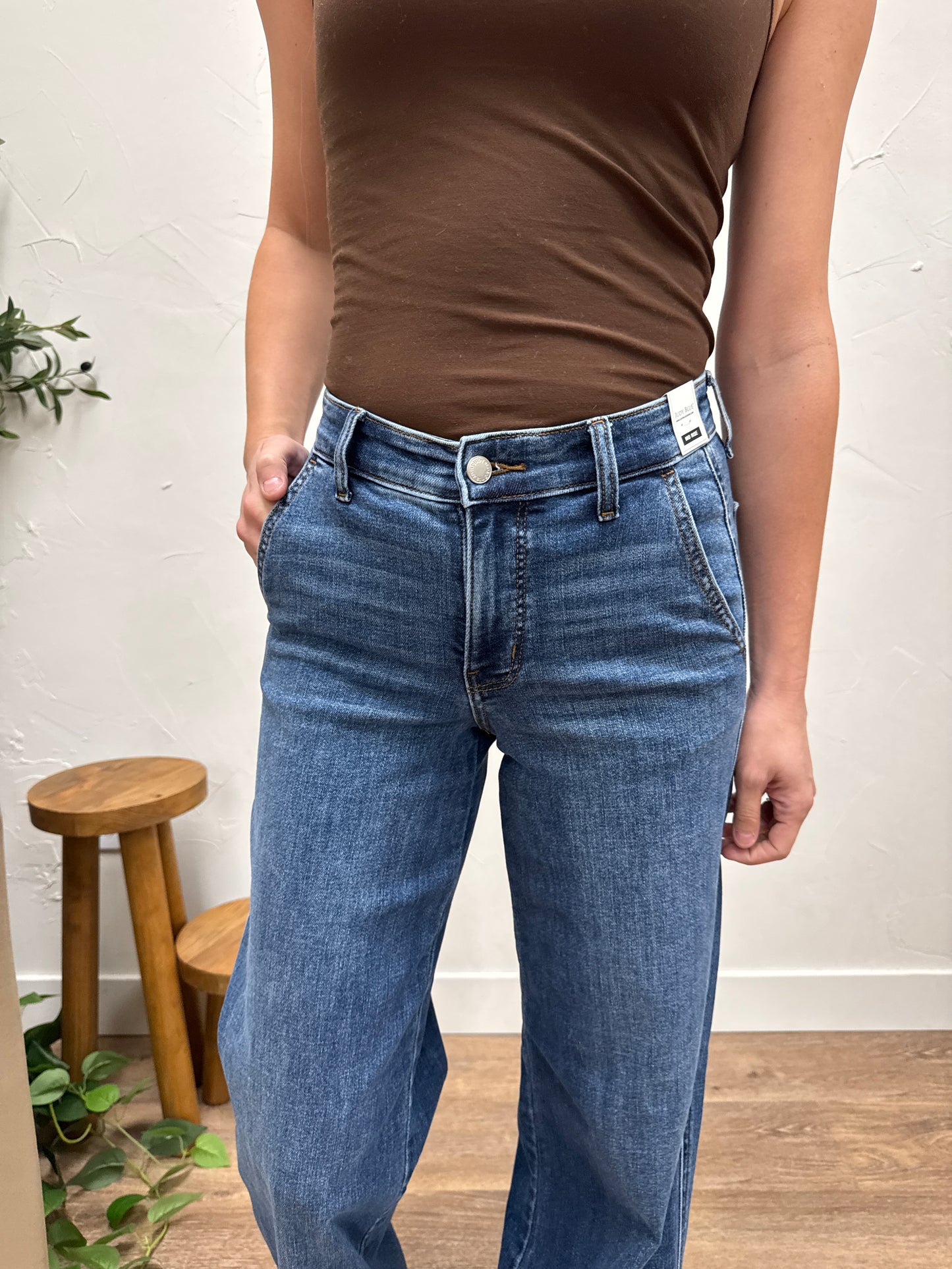 MidRise Trouser Retro Wide Judy Blue Denim