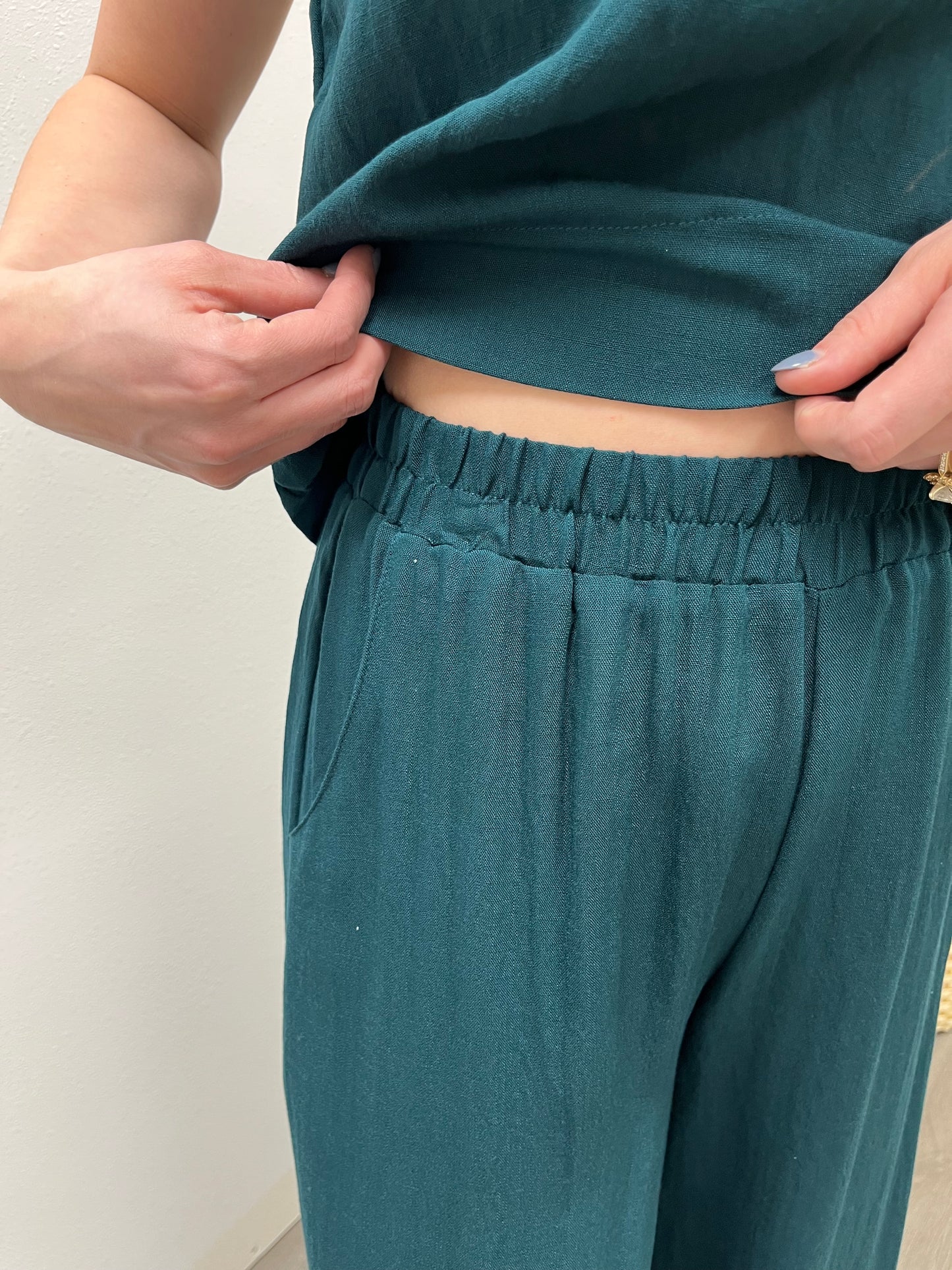 Woven Wide Leg Pant
