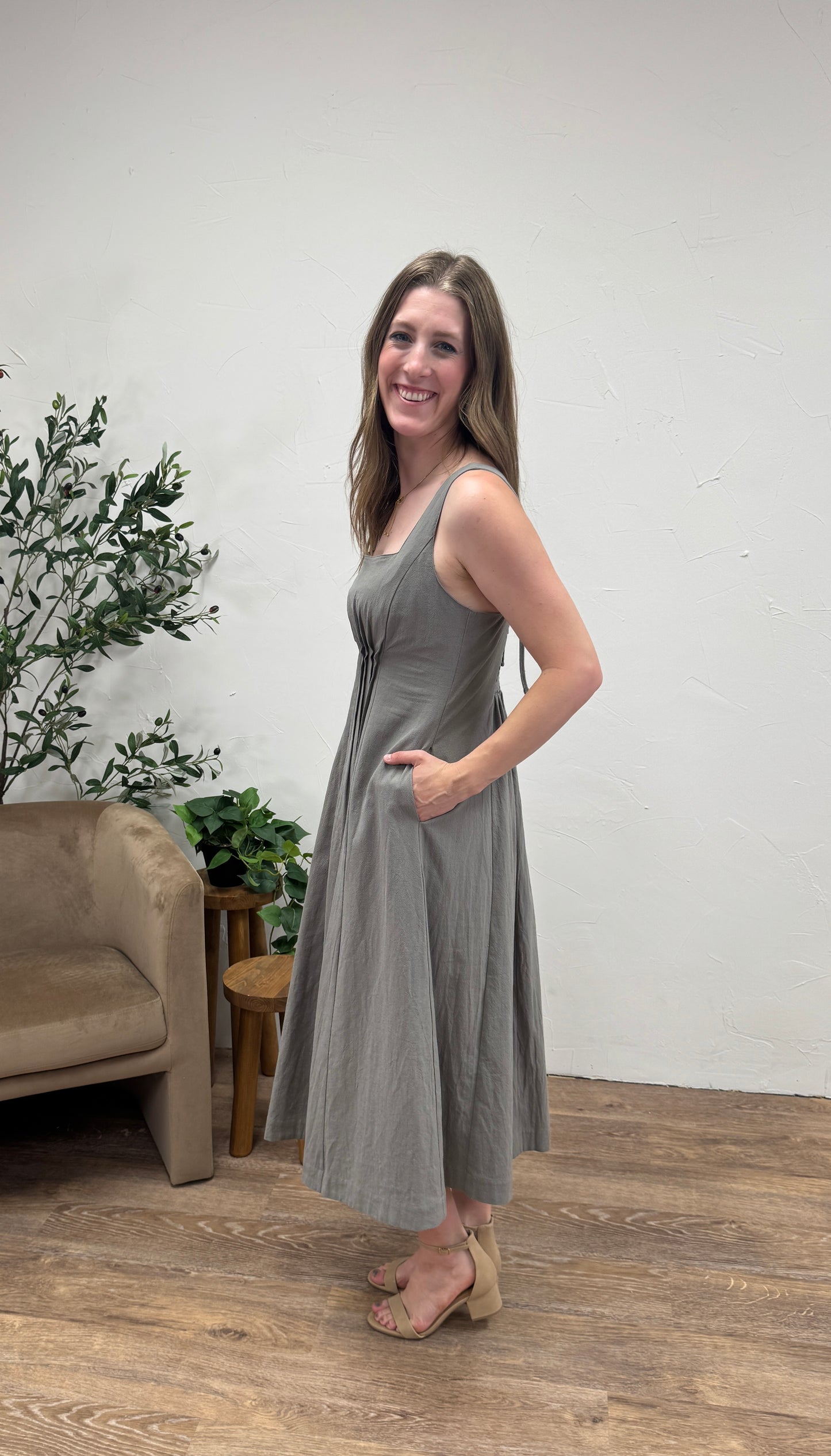 Pintuck Front Sleeveless Dress