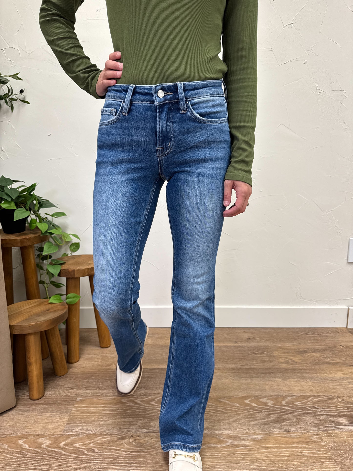 Mid Rise Bootcut Vervet Denim