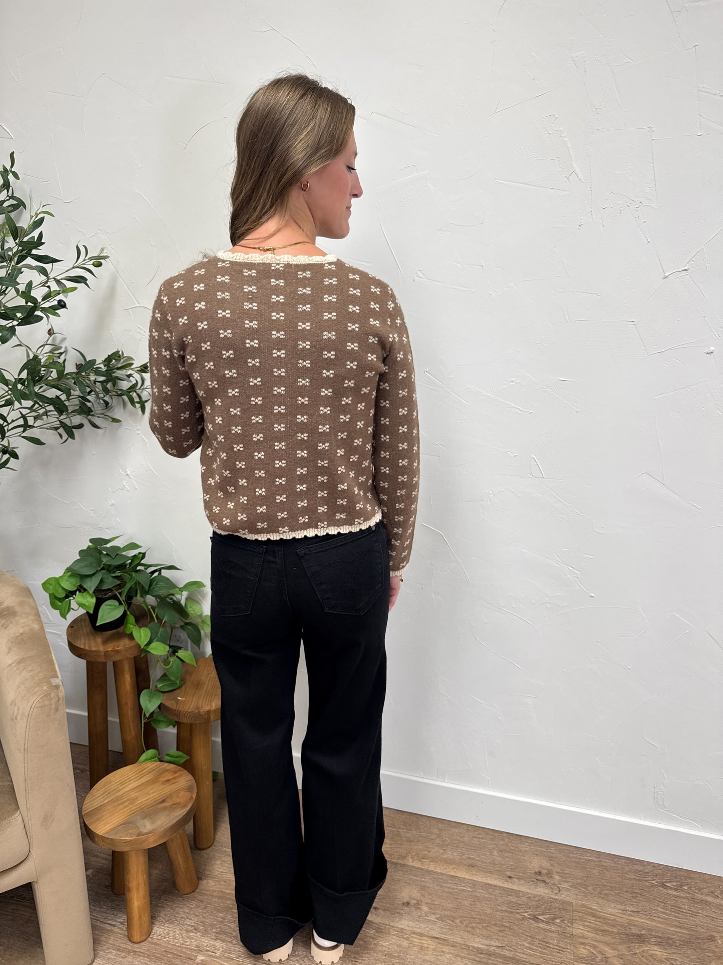 Dainty Detail Cardigan
