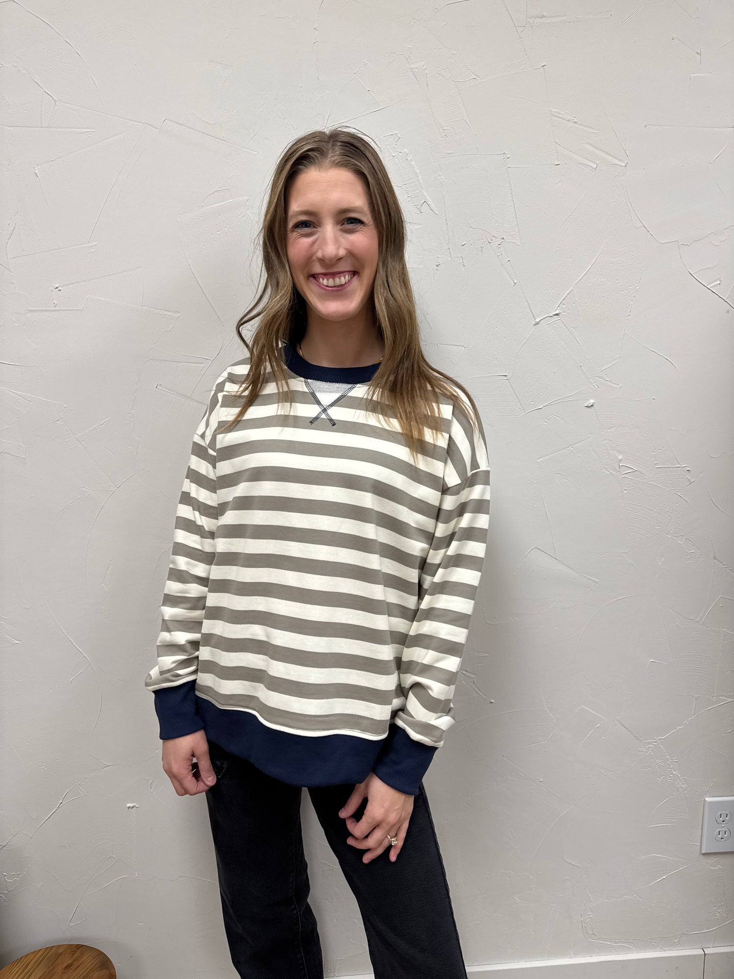 Color Contrast Stripe Oversized Sweatshirt