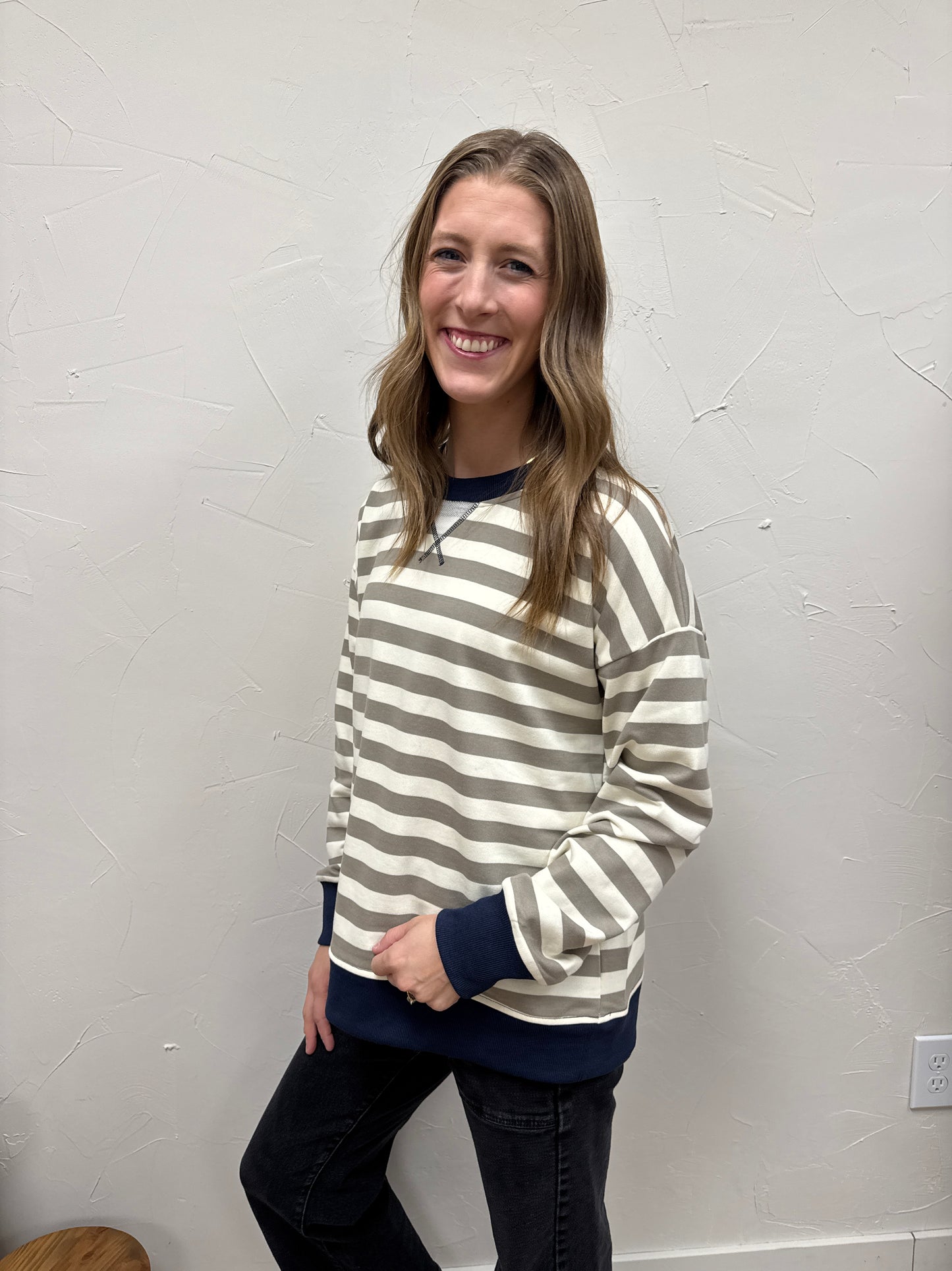 Color Contrast Stripe Oversized Sweatshirt