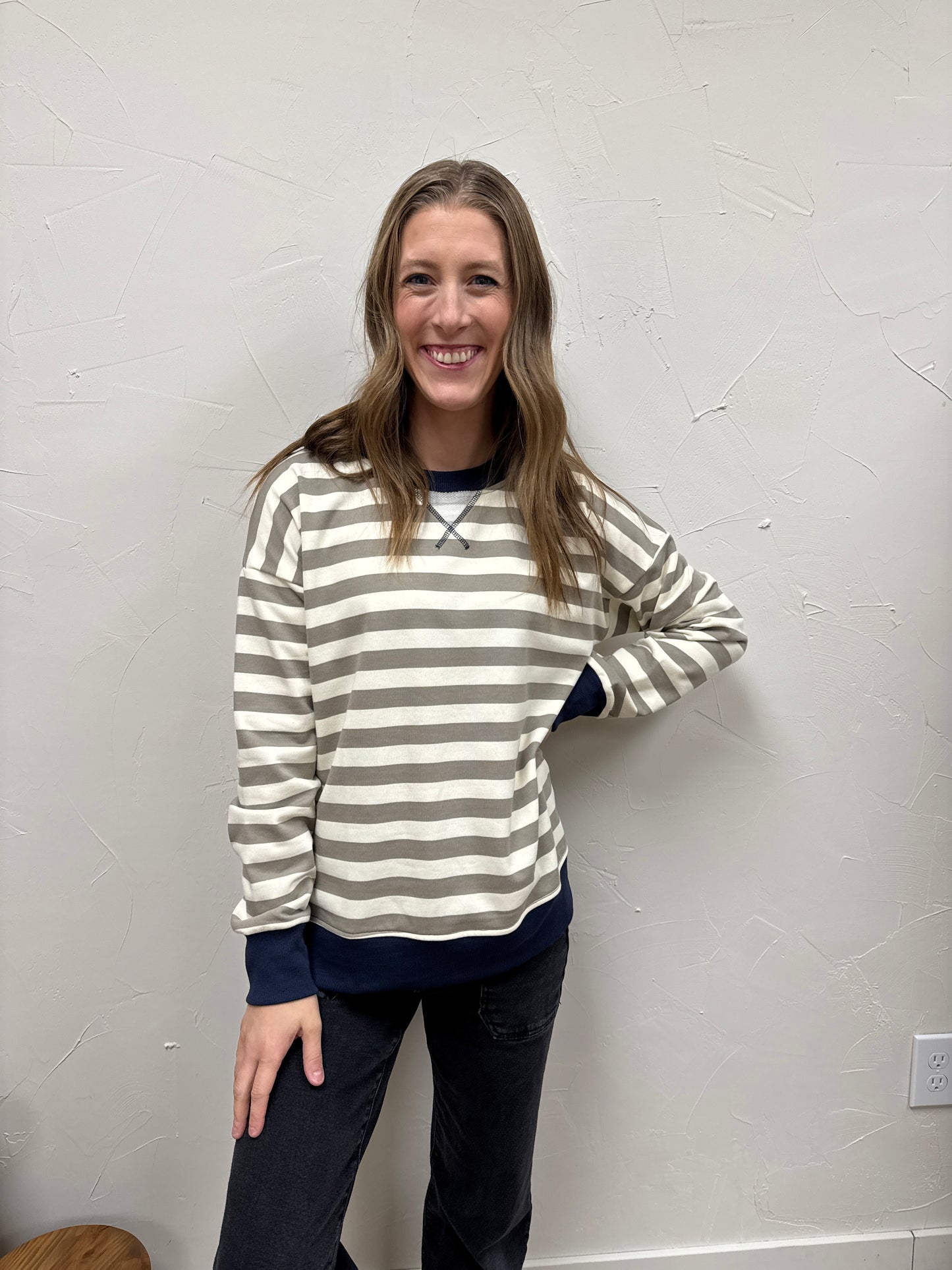 Color Contrast Stripe Oversized Sweatshirt
