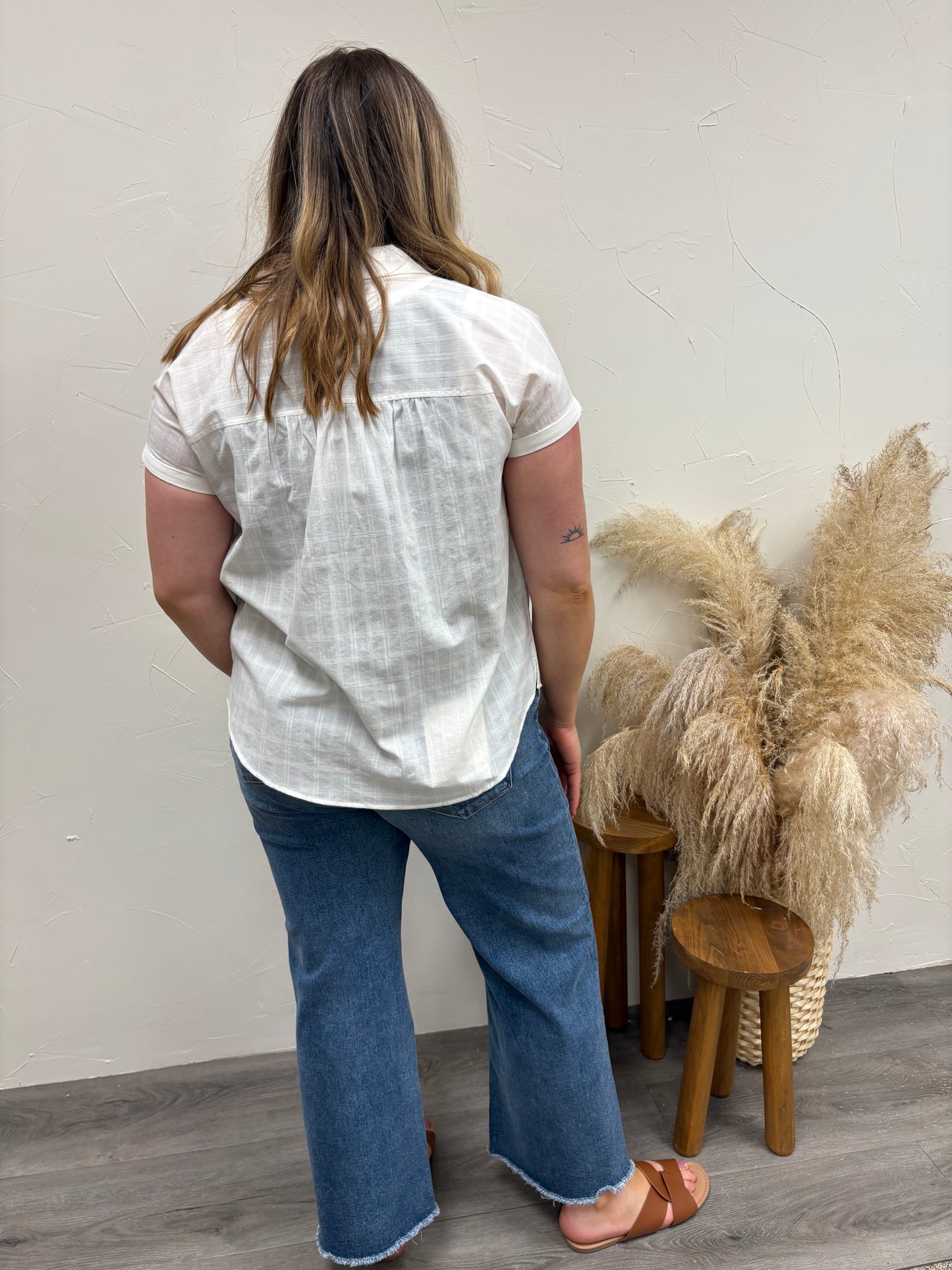 LONNIE SHORT SLEEVE