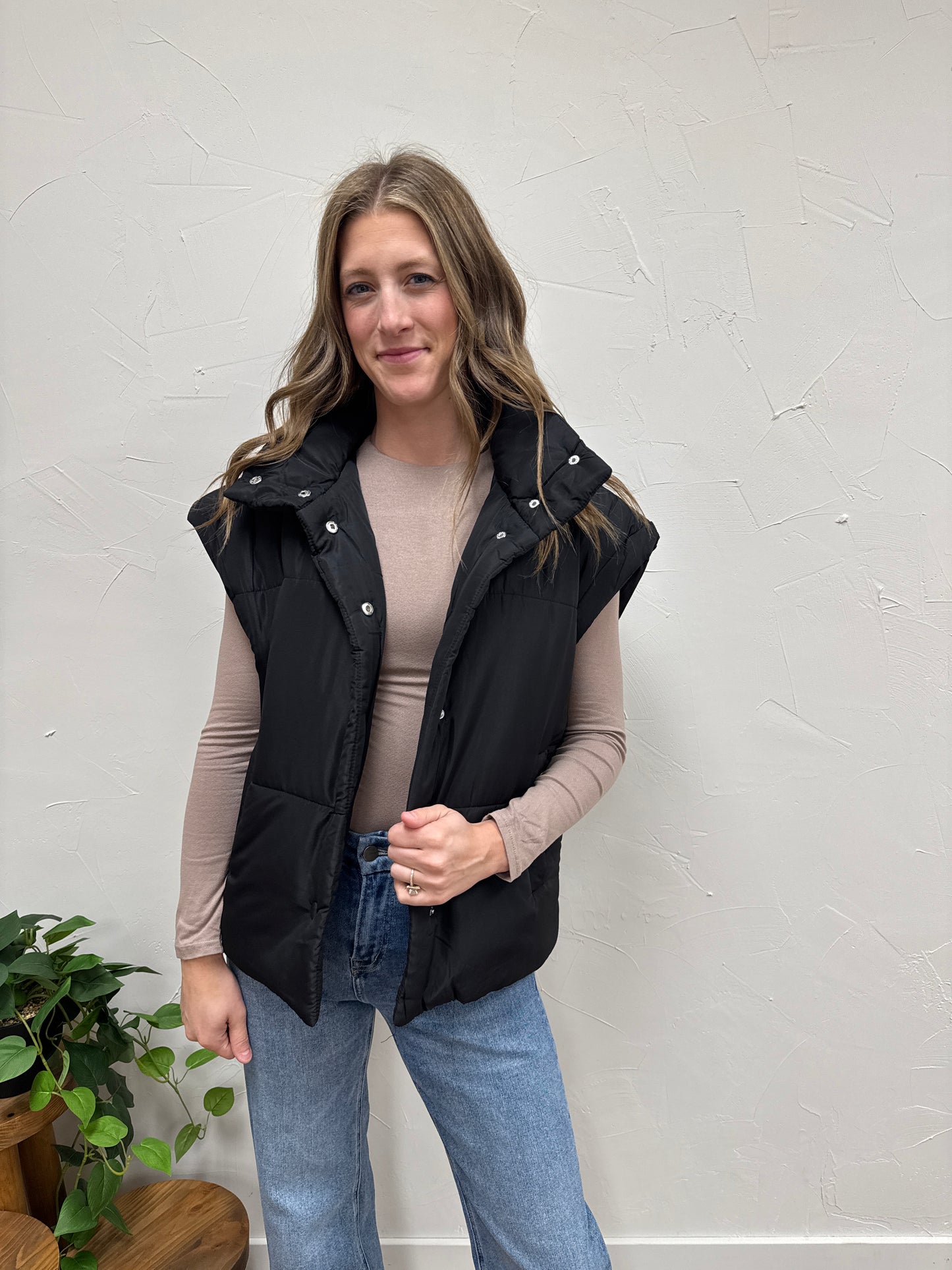 Oversized Snap Button Puffer Vest