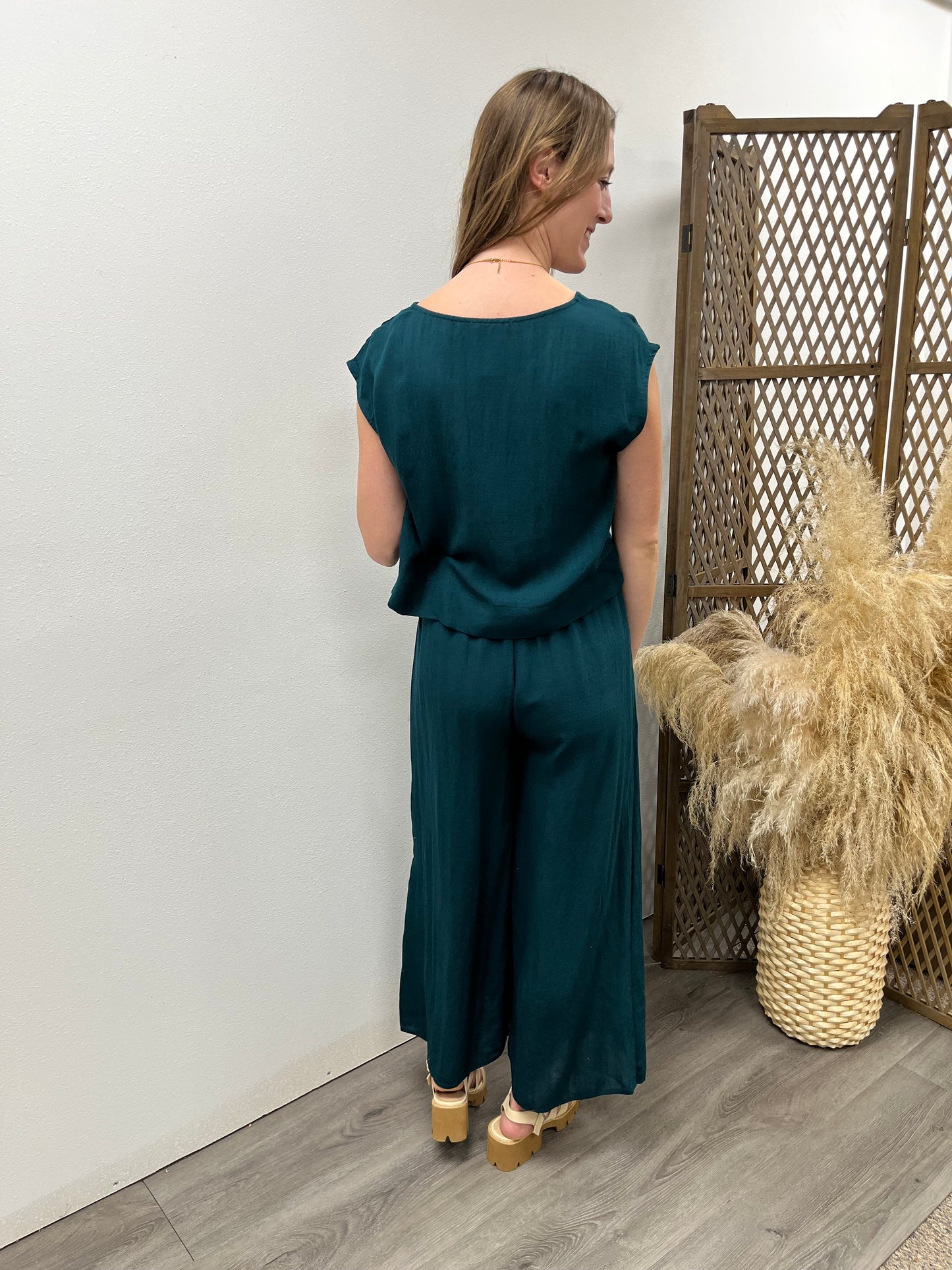 Woven Wide Leg Pant