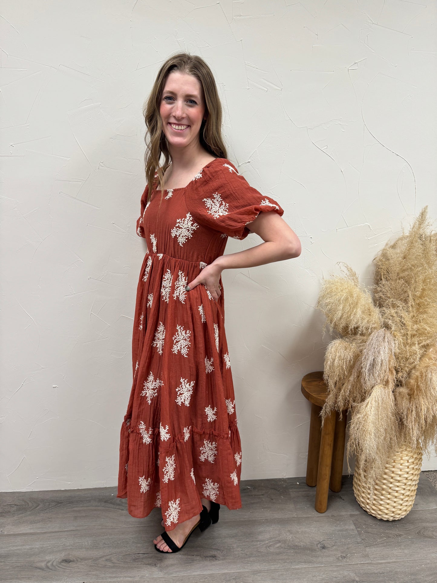 Embroidered Square Neck Bubble Sleeve Dress