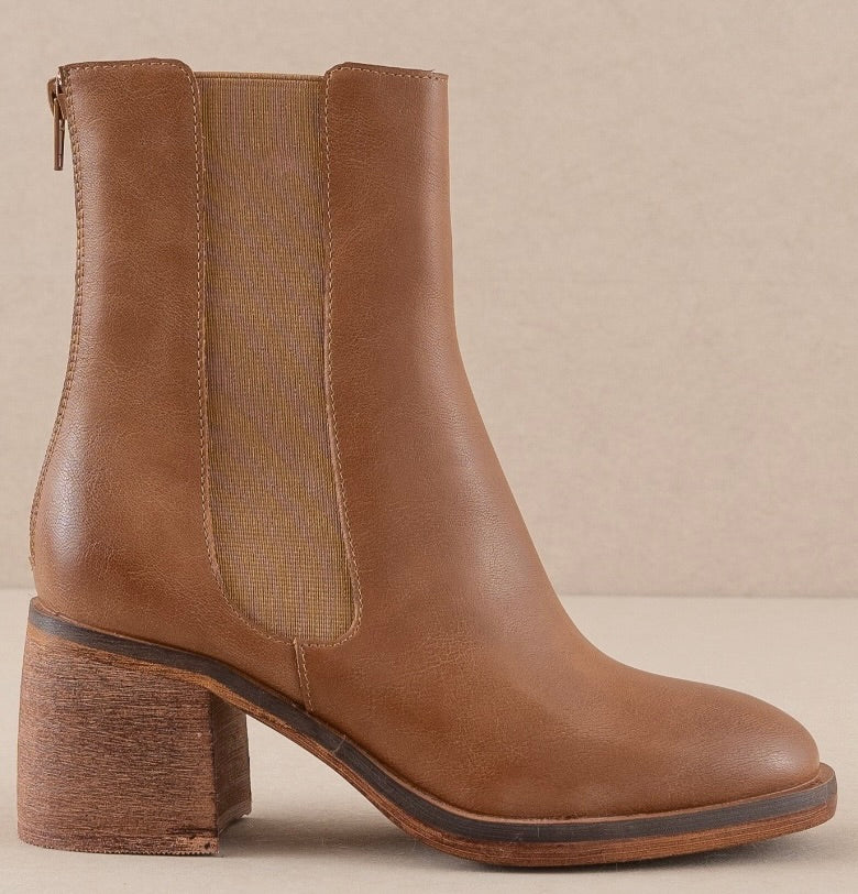 The Olivia - Chelsea Heel Boots - Three:Twelve Boutique