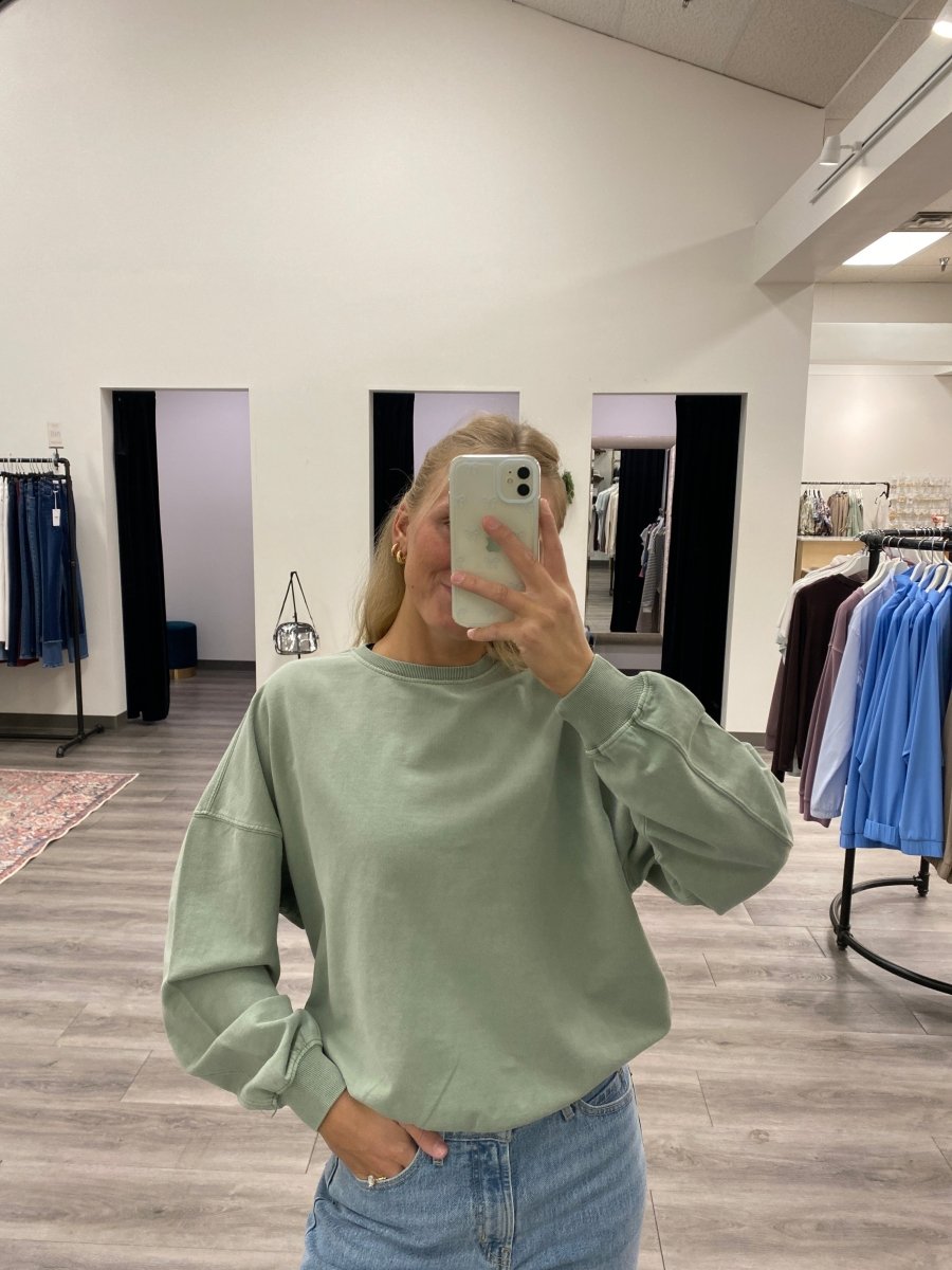 Basic Sweatshirt - Three:Twelve Boutique - Hyfve