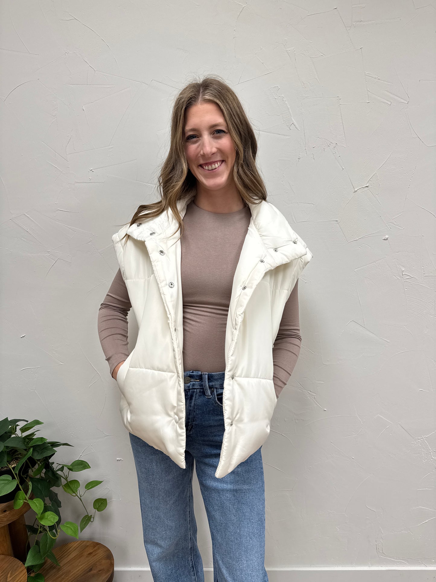Oversized Snap Button Puffer Vest