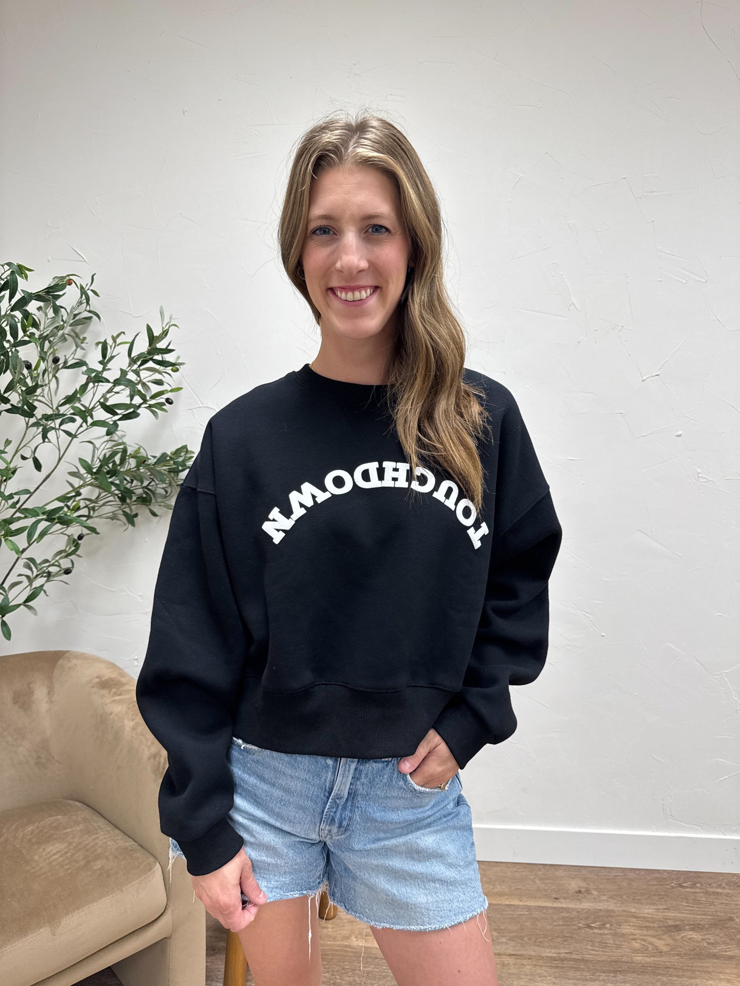 Touchdown Black Crop Sweatshirt