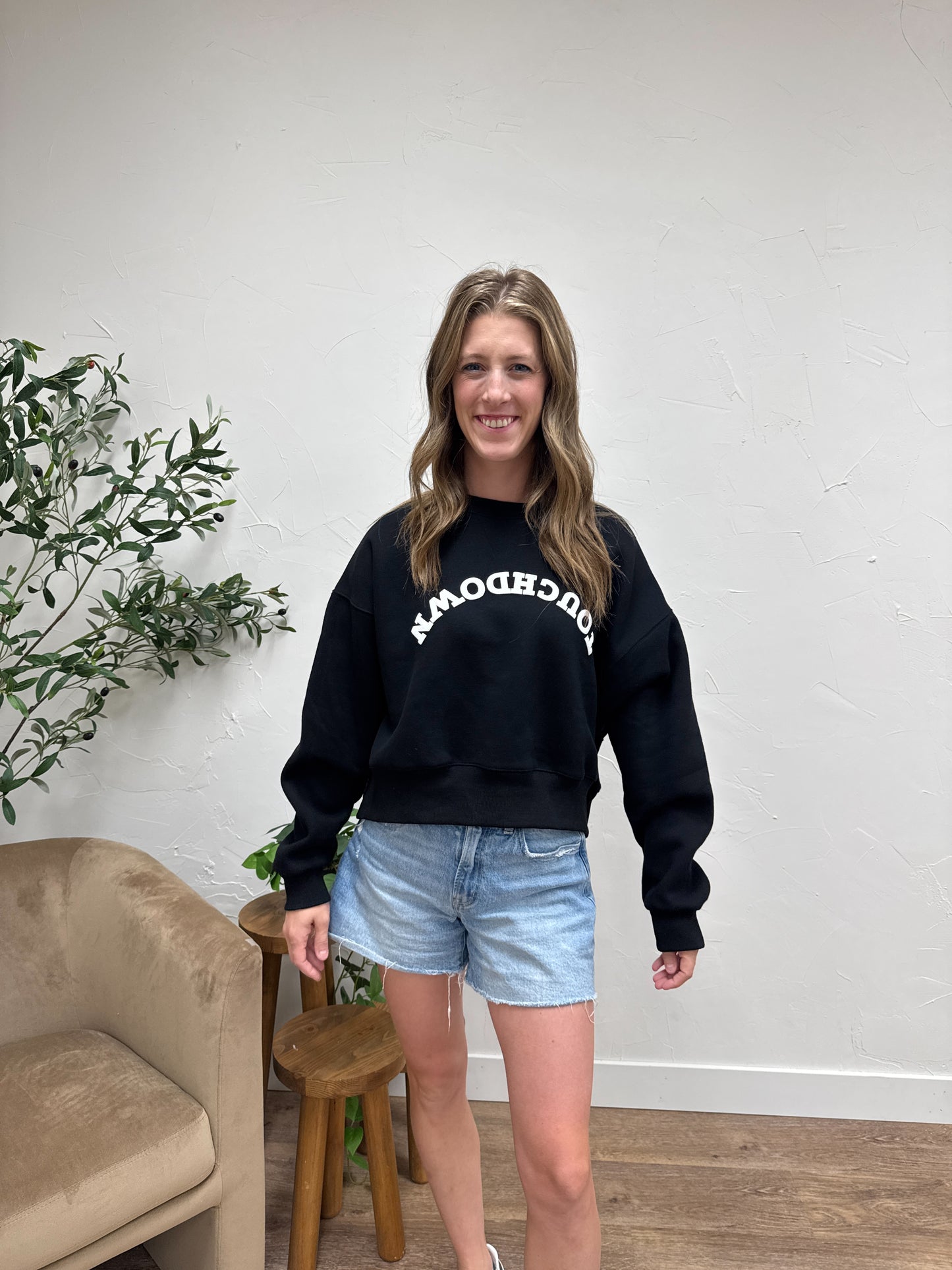 Touchdown Black Crop Sweatshirt