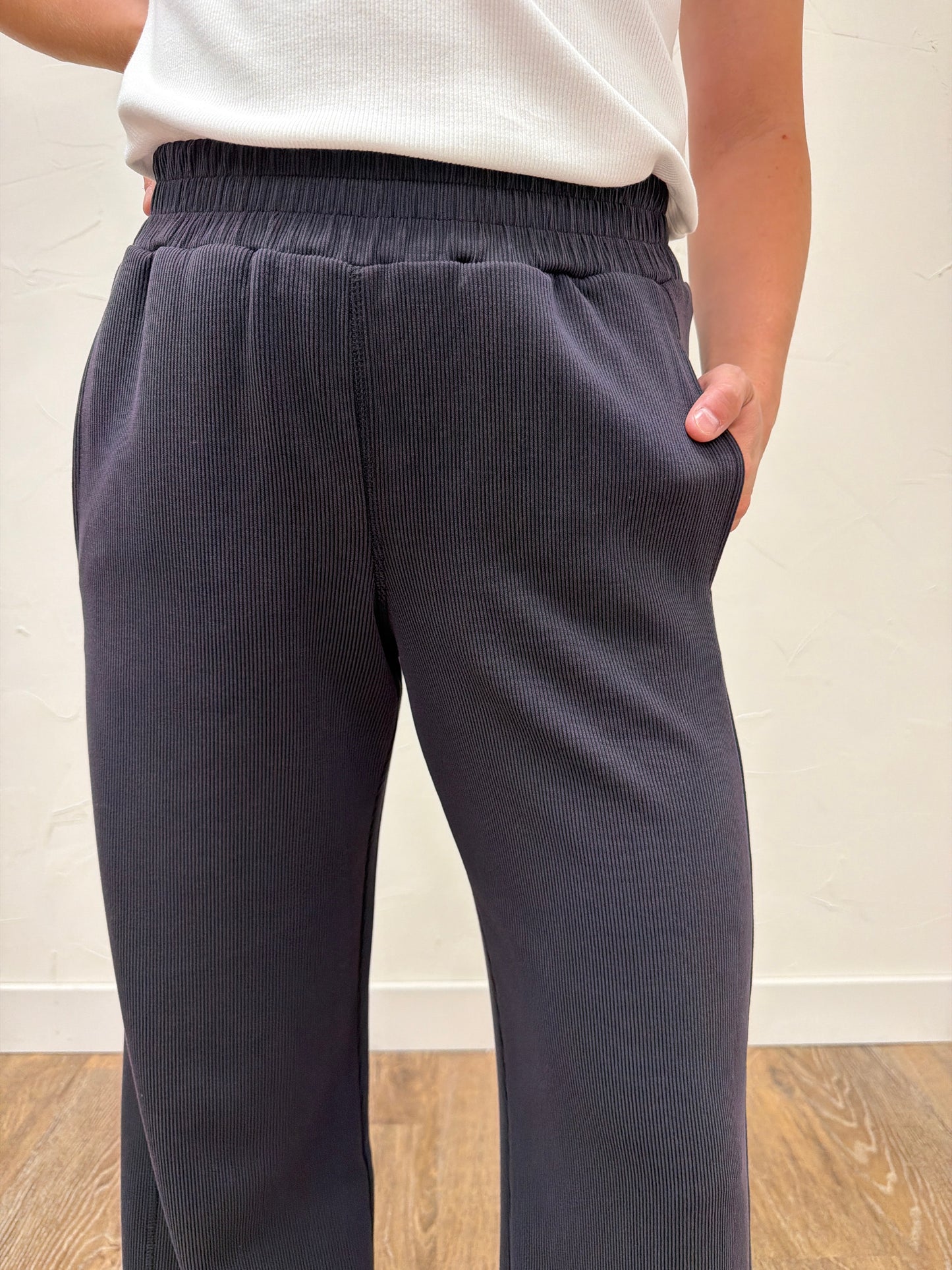 Luxe sand Wash Wide Leg Pant