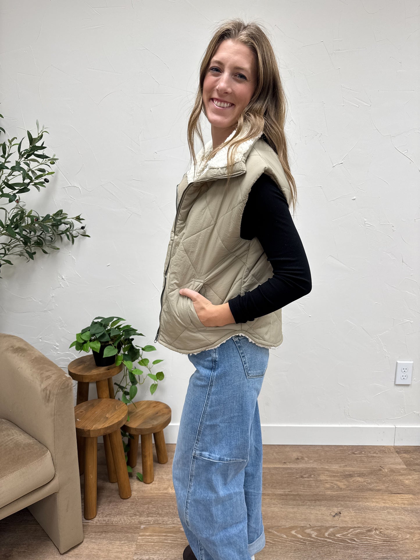 Quilted Zip Up Fleece Lined Puffer Vest