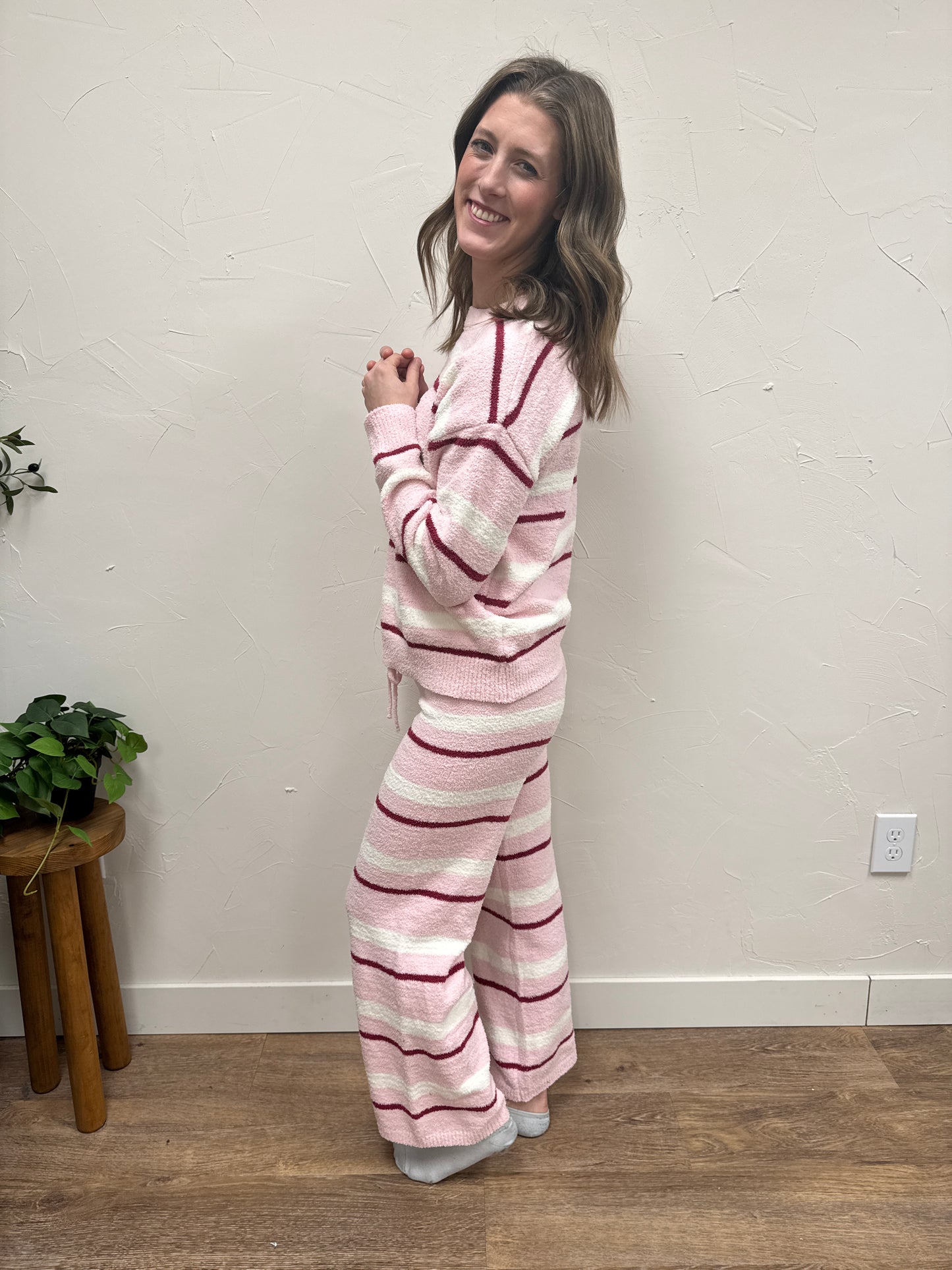 STRIPE SWEATER TOP WITH WIDE LEG SWEATER PANTS