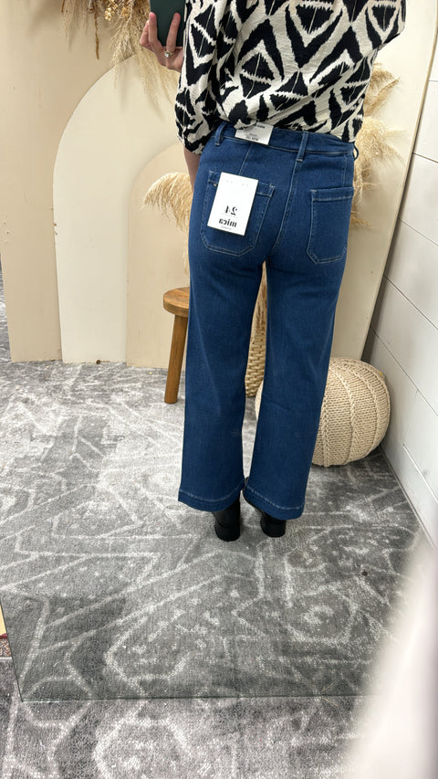 Patch Pocket Wide Jeans