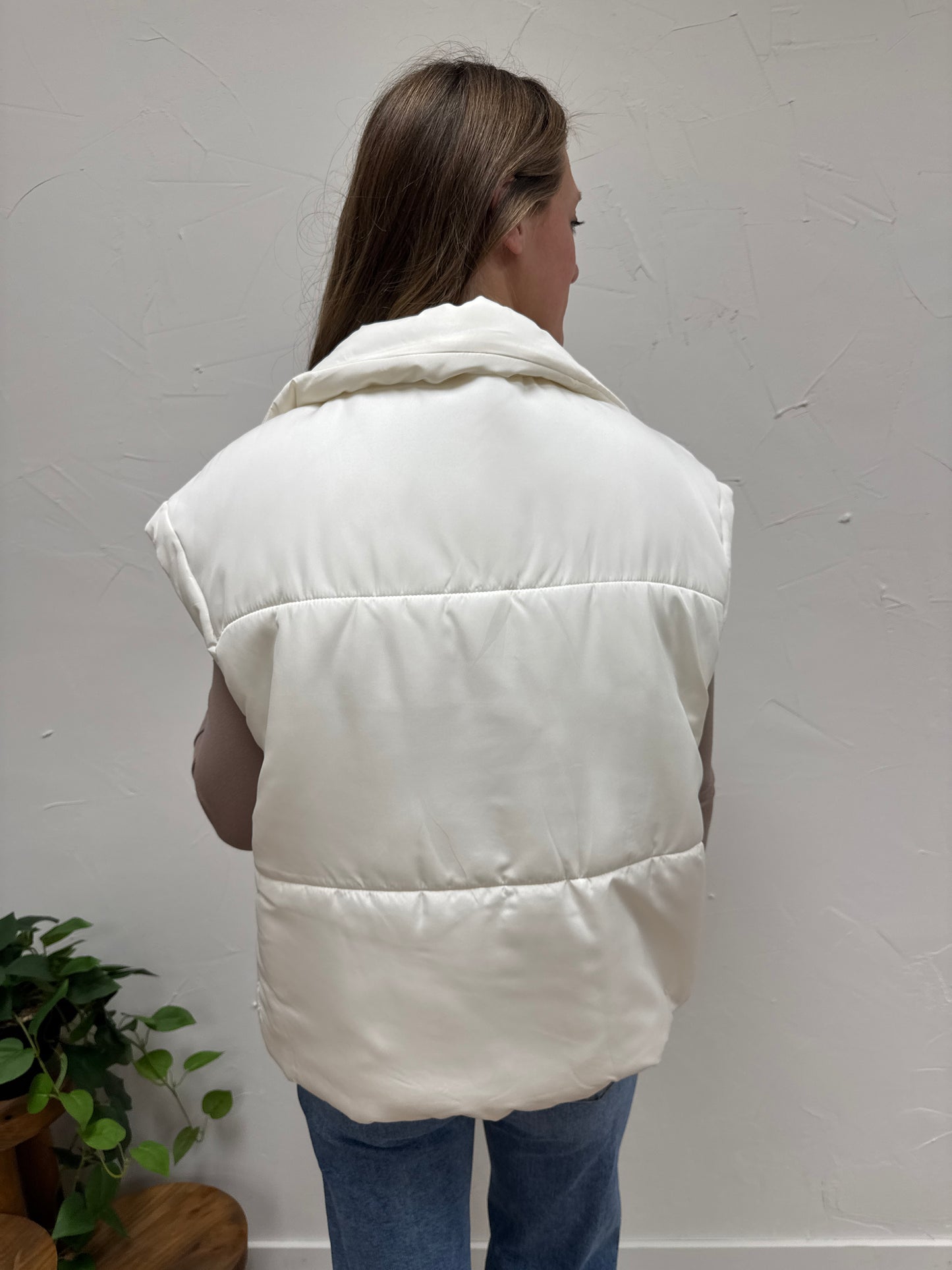 Oversized Snap Button Puffer Vest