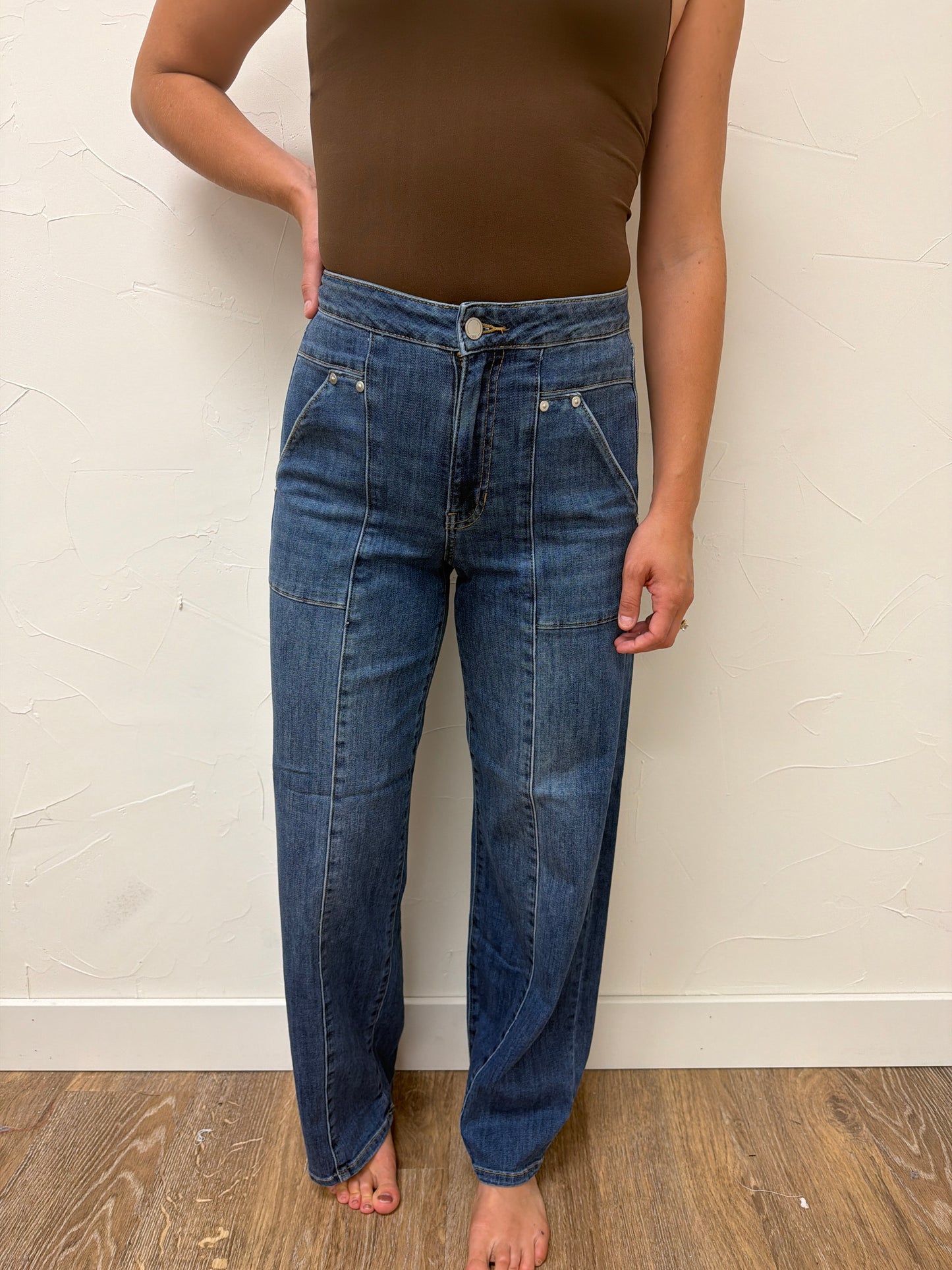 Large Pocket Front Seam Jeans