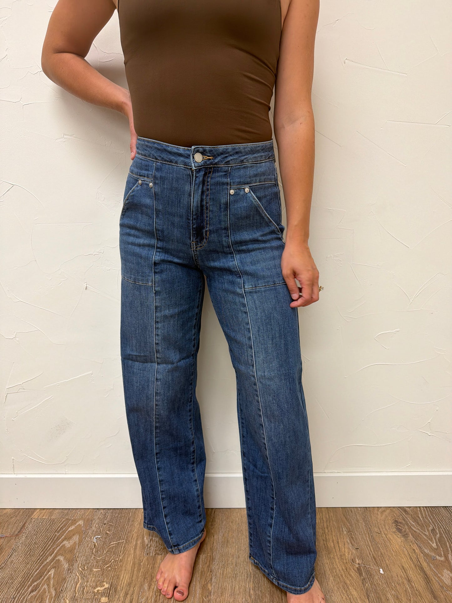 Large Pocket Front Seam Jeans