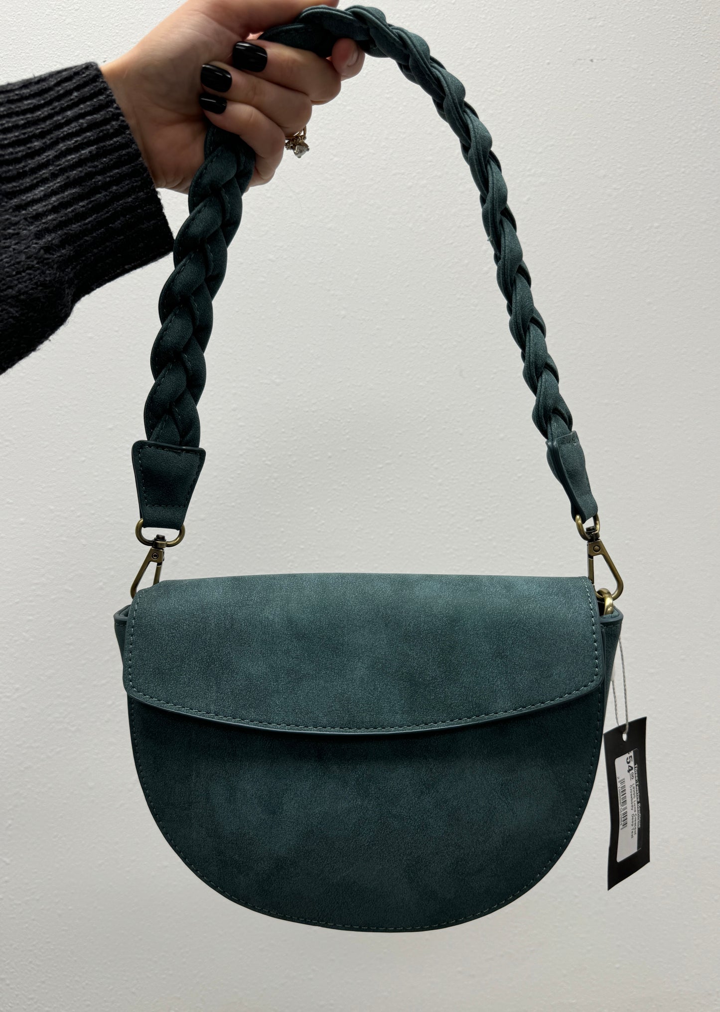 L8205 Luna Crescent Crossbody