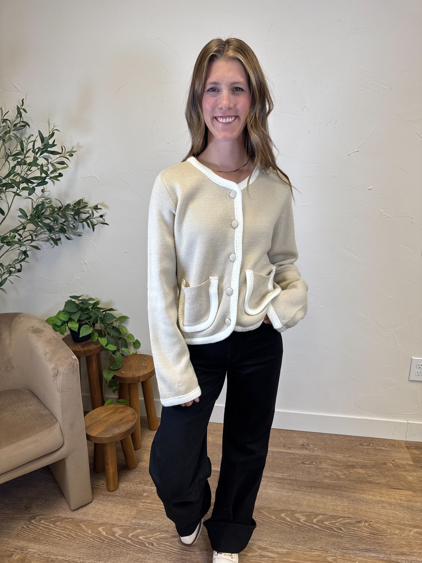 Knit Cardigan with Pocket Details