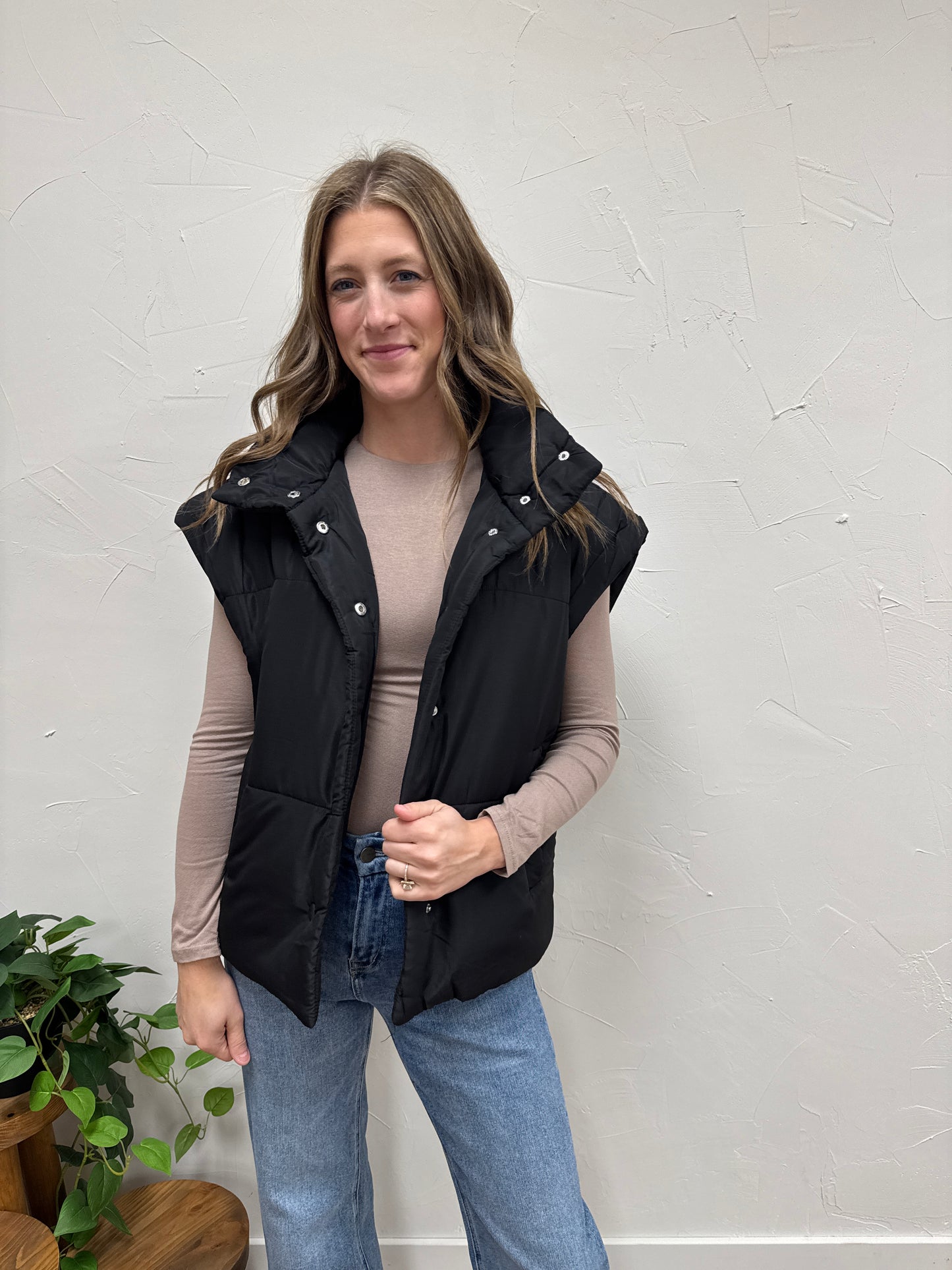 Oversized Snap Button Puffer Vest