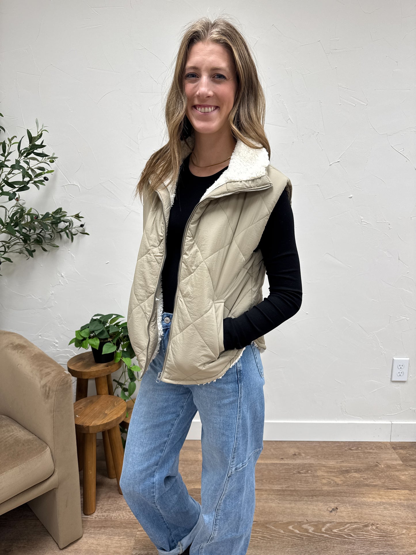 Quilted Zip Up Fleece Lined Puffer Vest