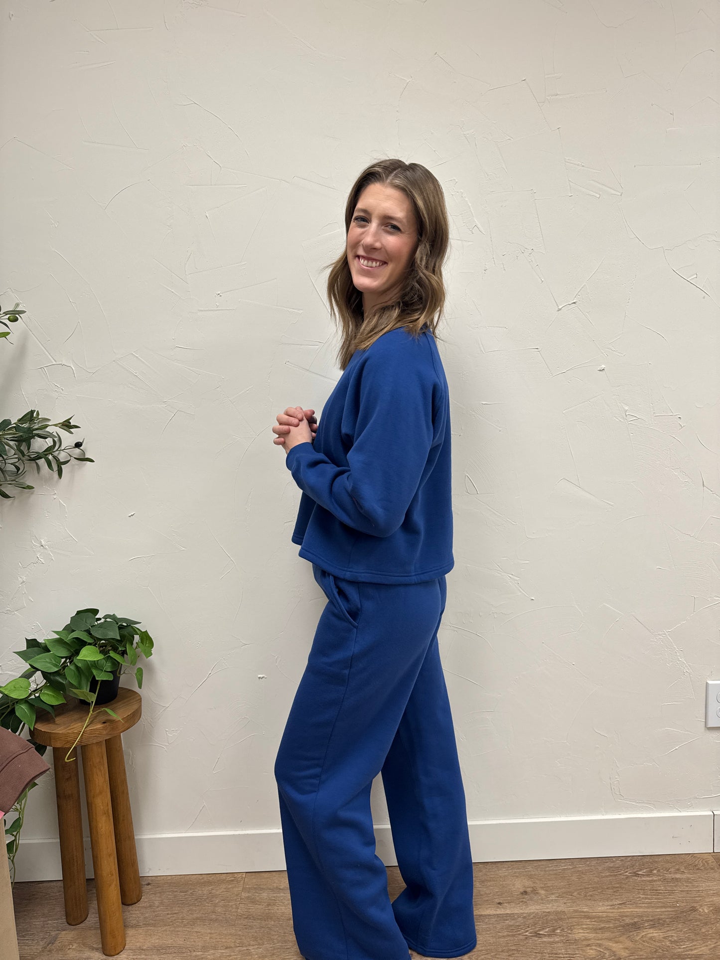 FLEECE RAGLAN SLEEVE PULLOVER & SWEATPANTS SET