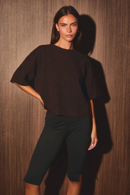 SHORT SLEEVE BOXY LIGHTWEIGHT SWEATER TOP