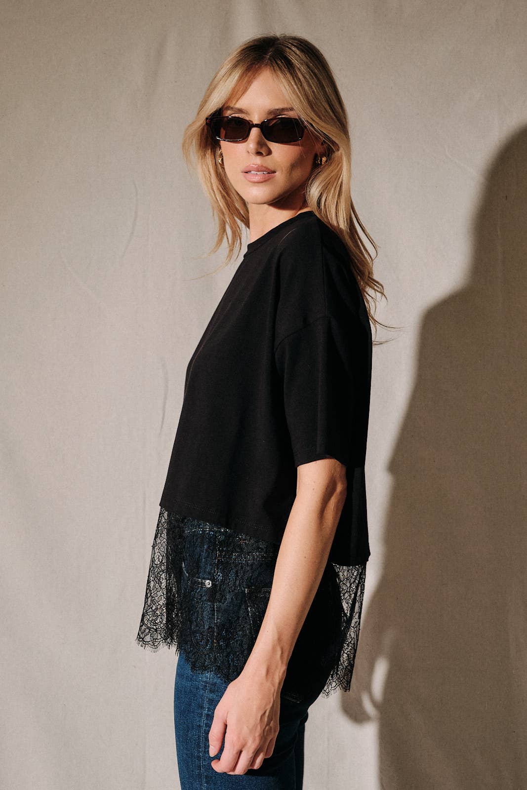 Oversized Lace Hem Short Sleeve Top