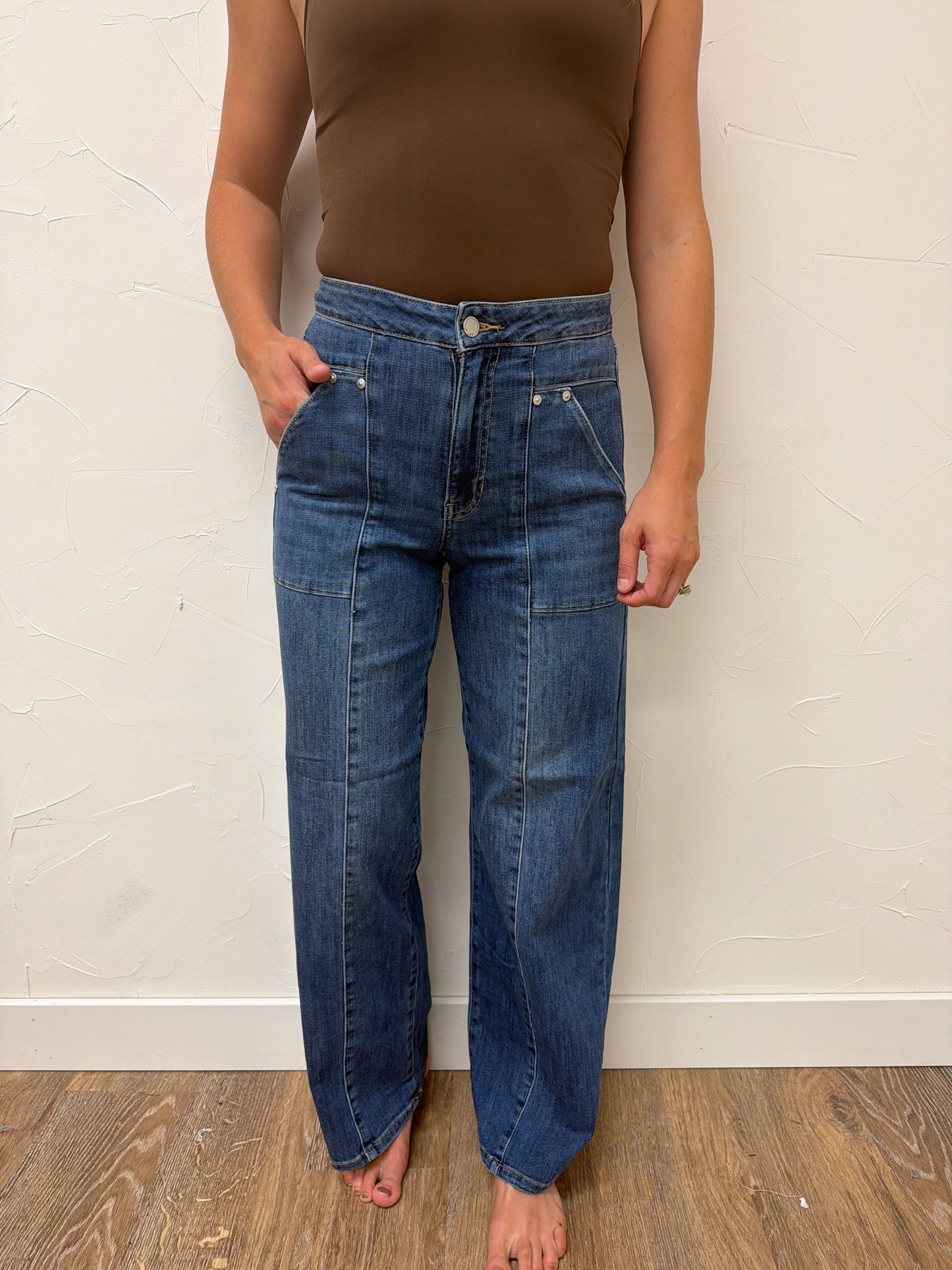 Large Pocket Front Seam Jeans