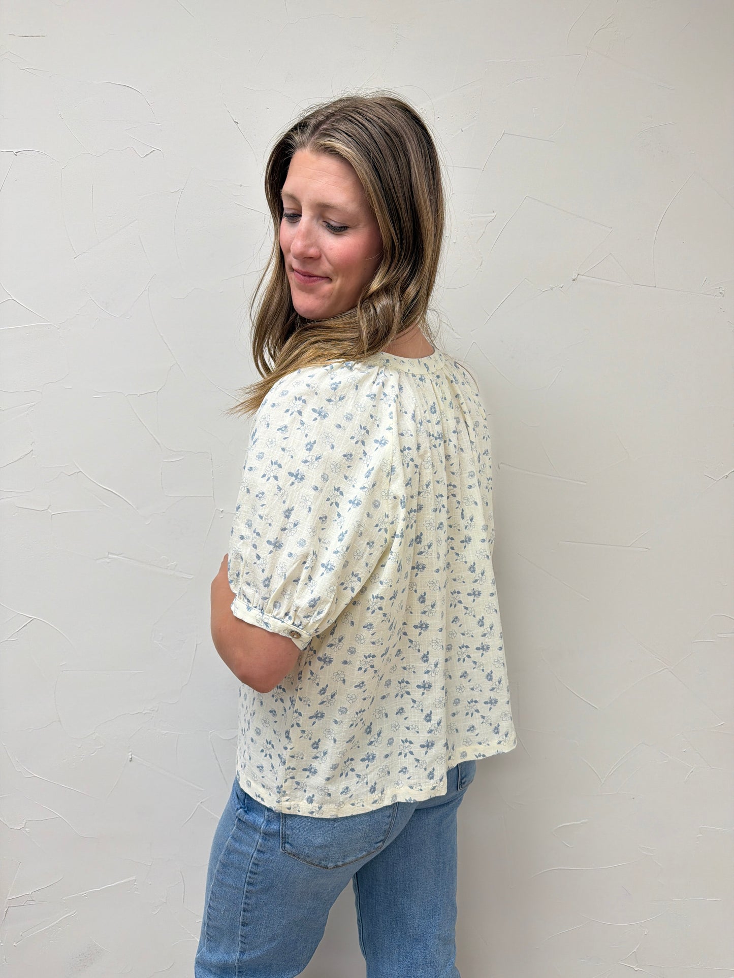 Floral Print Round Neck Cotton Blouse