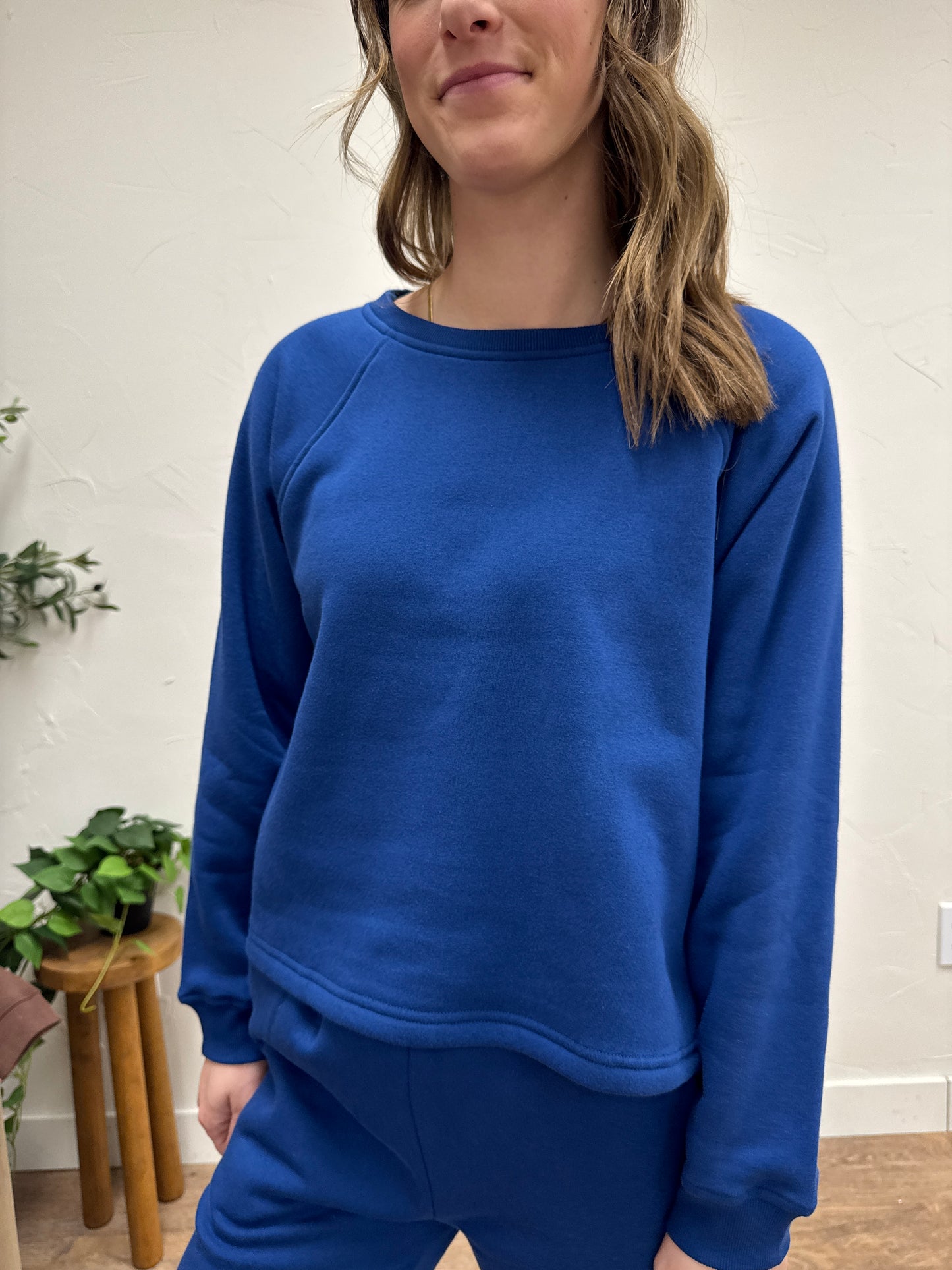 FLEECE RAGLAN SLEEVE PULLOVER & SWEATPANTS SET