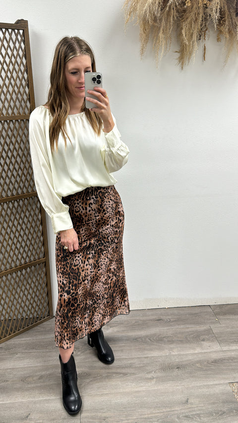 Stretchy Leopard Print Mesh Midi Skirt