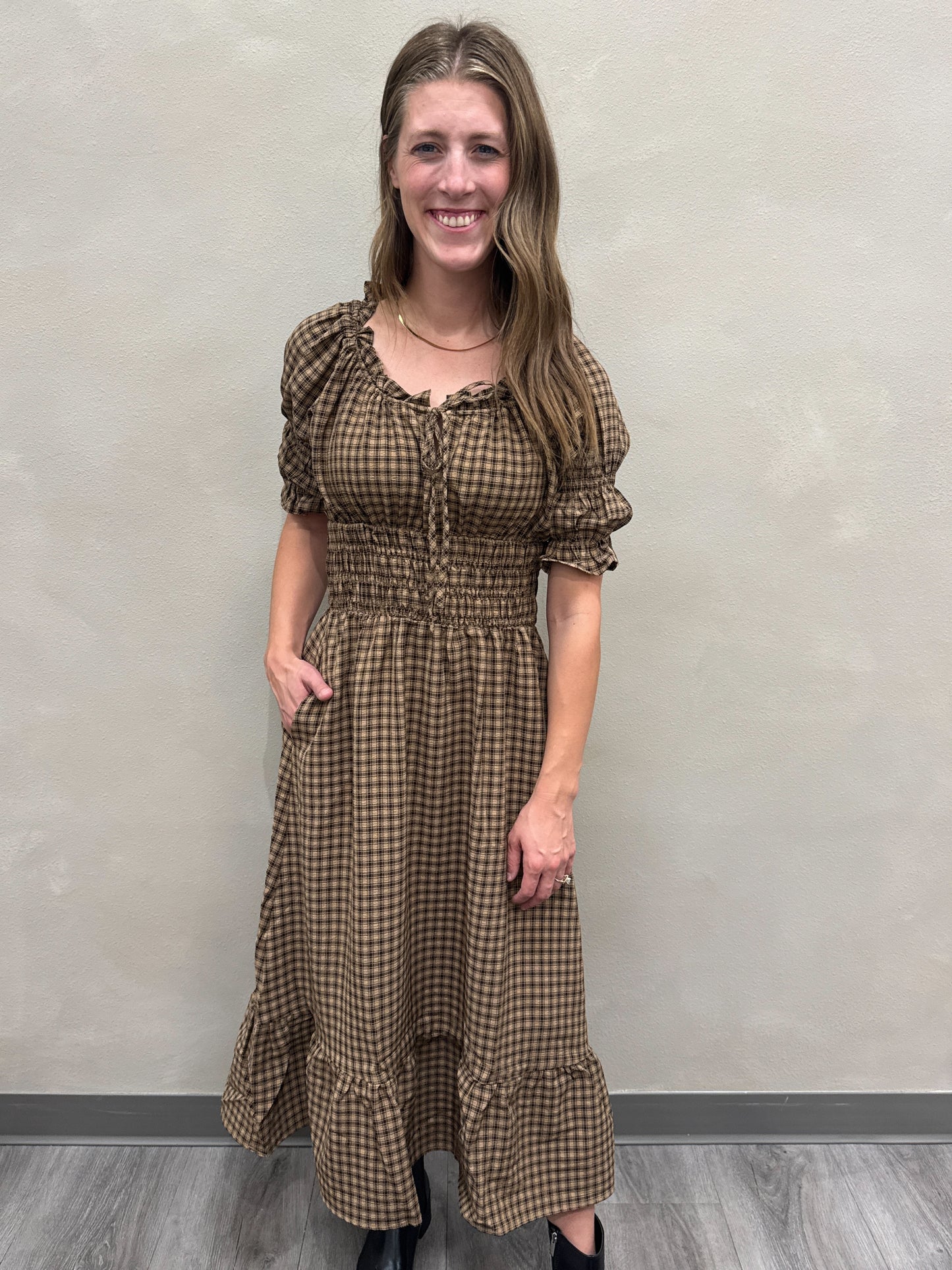 Scoop Neck Puff Sleeve Smocked Midi Dress