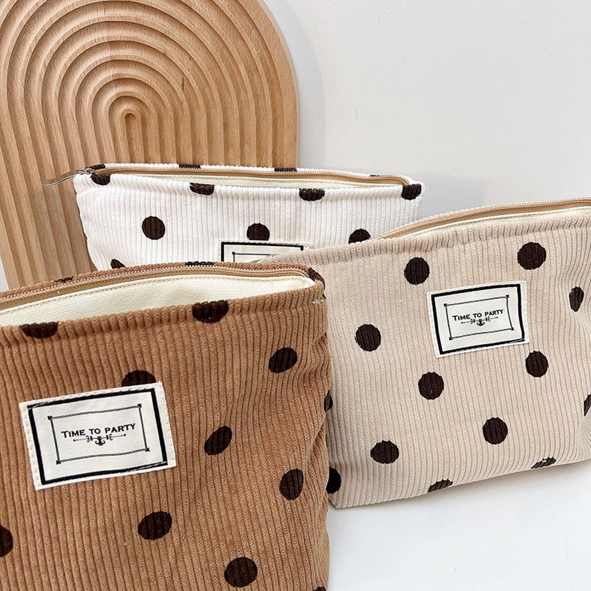 CORDUROY RETRO POLKA DOT MAKEUP BAG: KHAKI