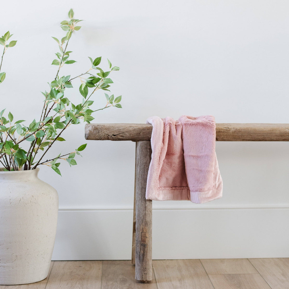 LUSH MINI BLANKETS: Ballet Slipper