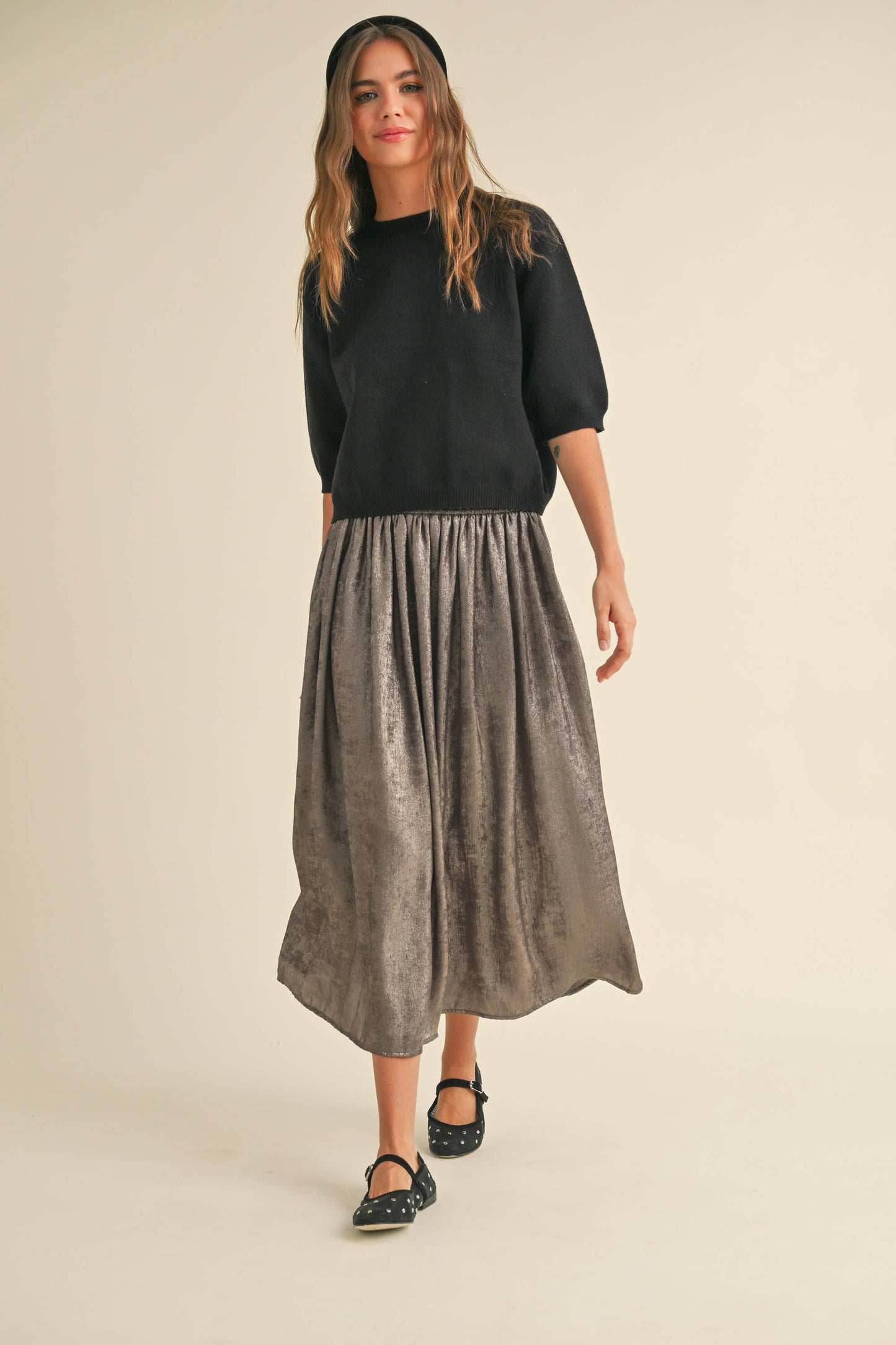 SHORT SLEEVE SWEATER TOP