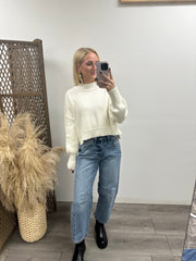 Side slit oversized cropped sweater