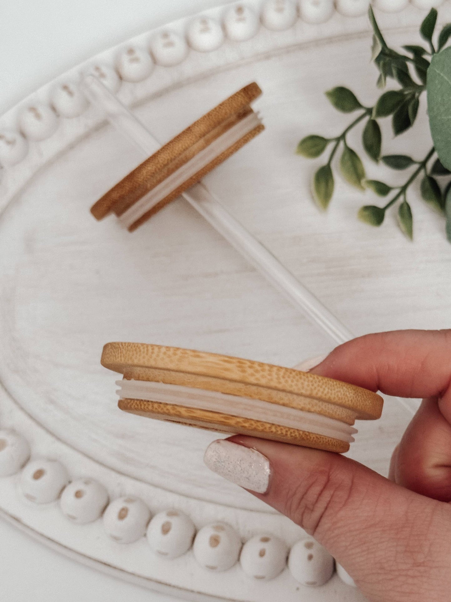 Black Bows 16oz Glass Cup with Bamboo Lid
: Clear