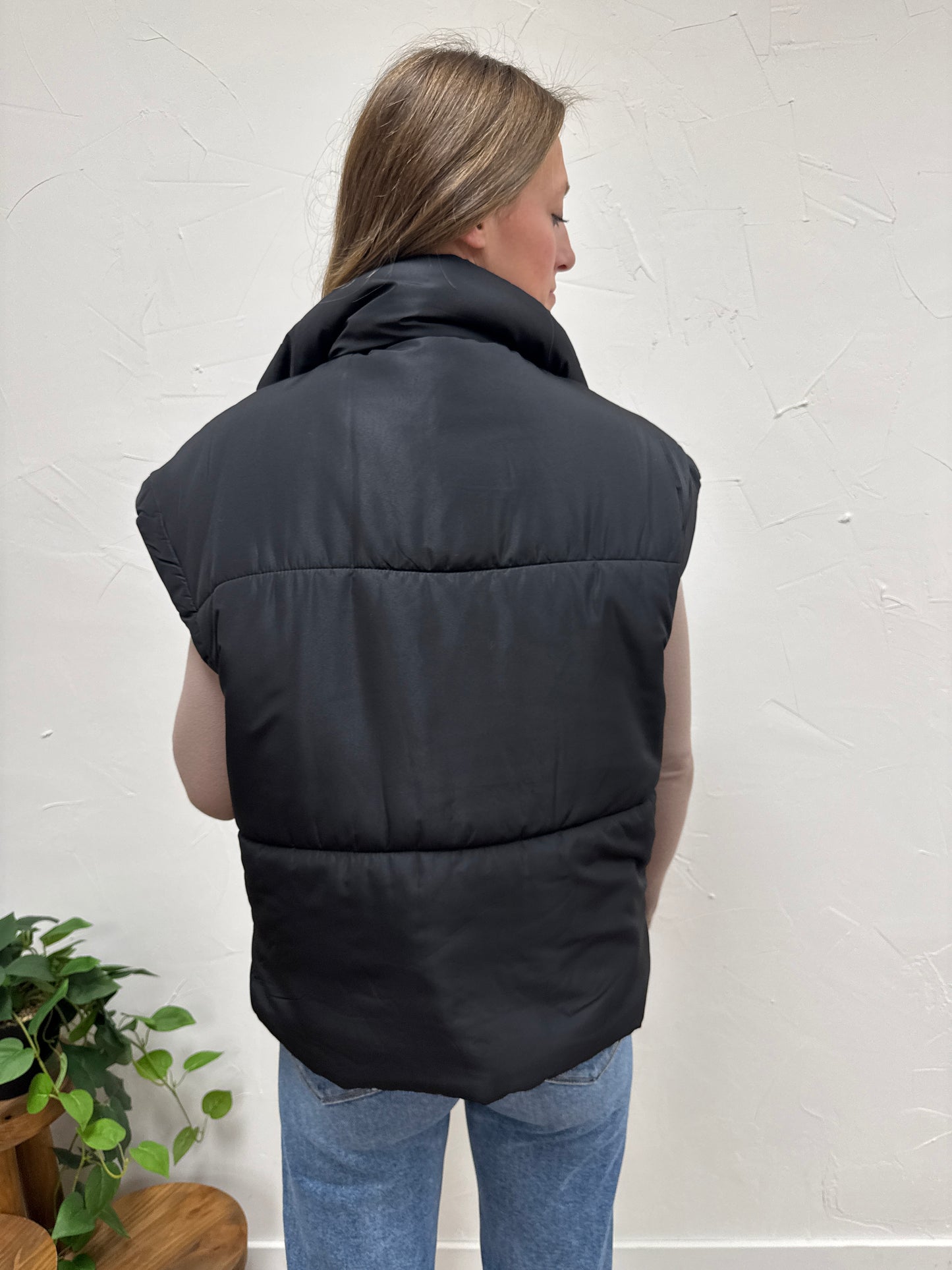 Oversized Snap Button Puffer Vest