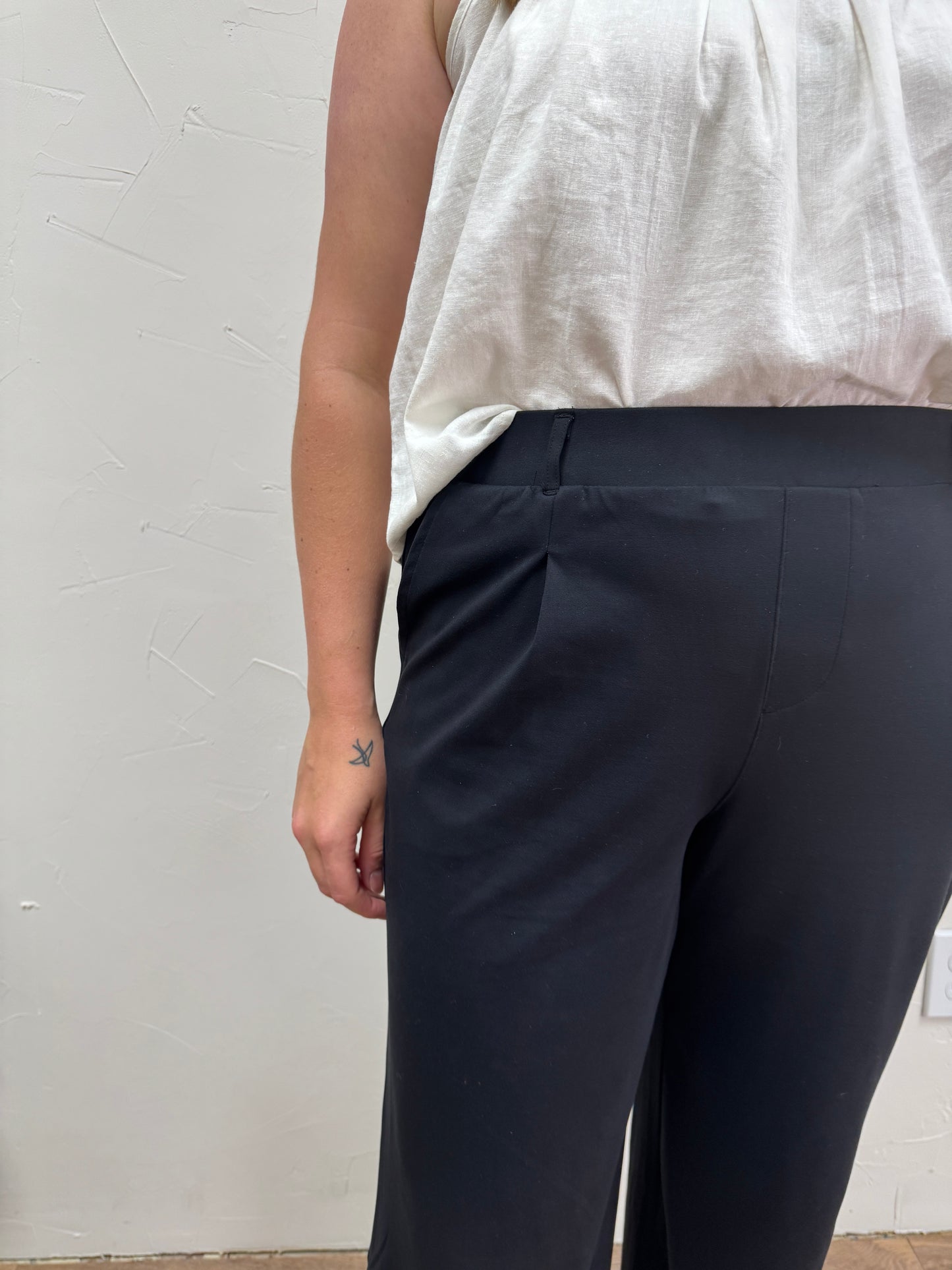 Lux Daily Trouser Pant With Front Pleats
