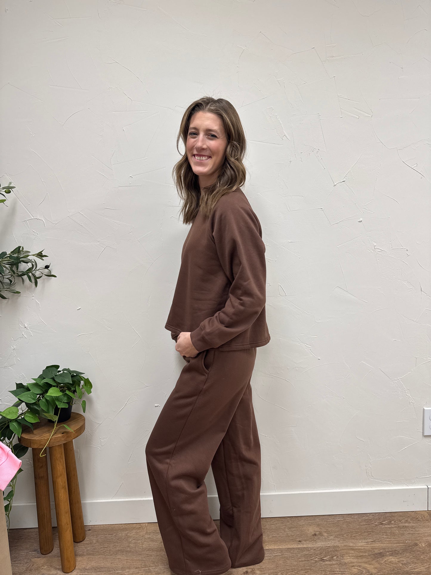 FLEECE RAGLAN SLEEVE PULLOVER & SWEATPANTS SET