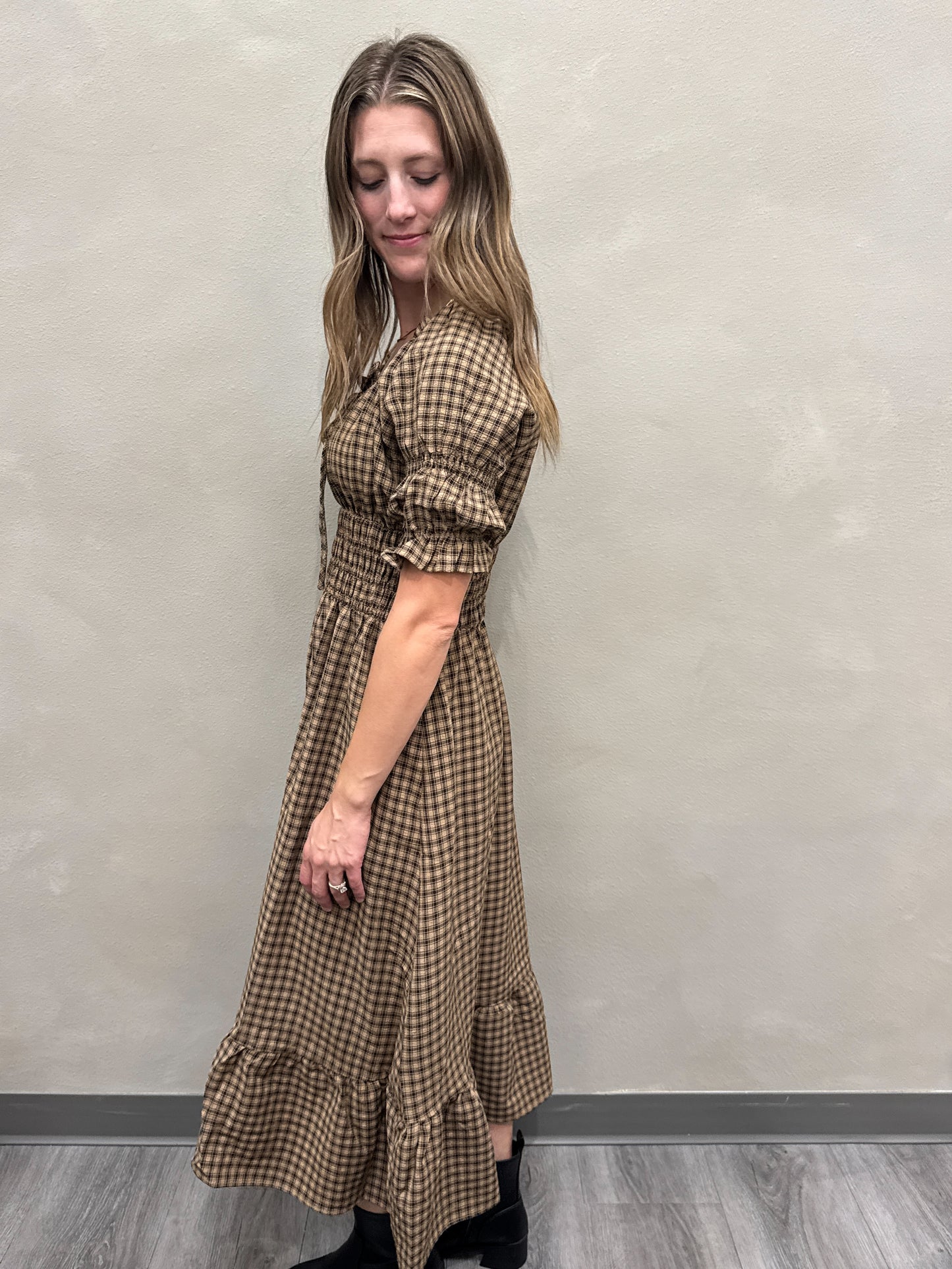 Scoop Neck Puff Sleeve Smocked Midi Dress