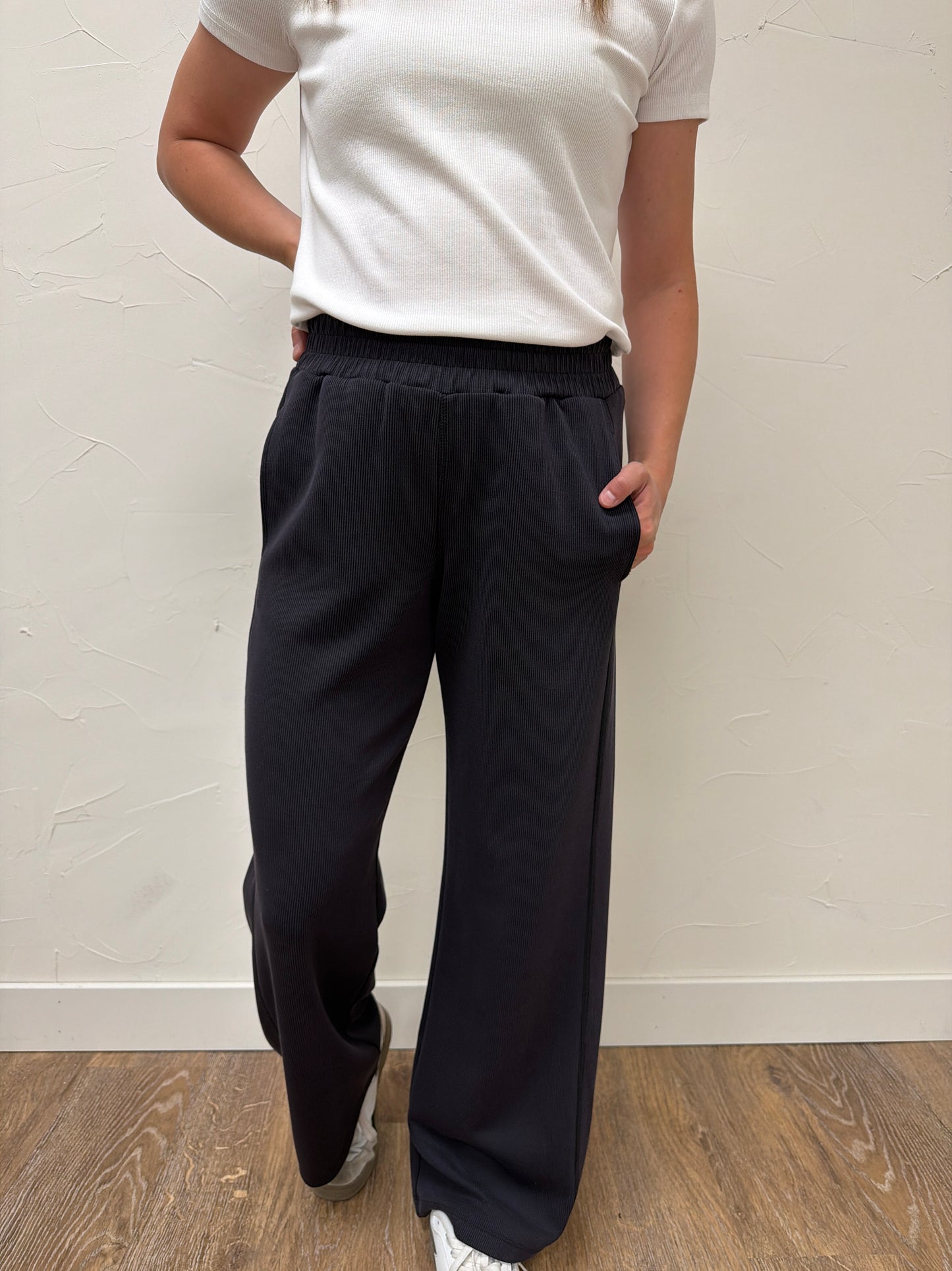 Luxe sand Wash Wide Leg Pant